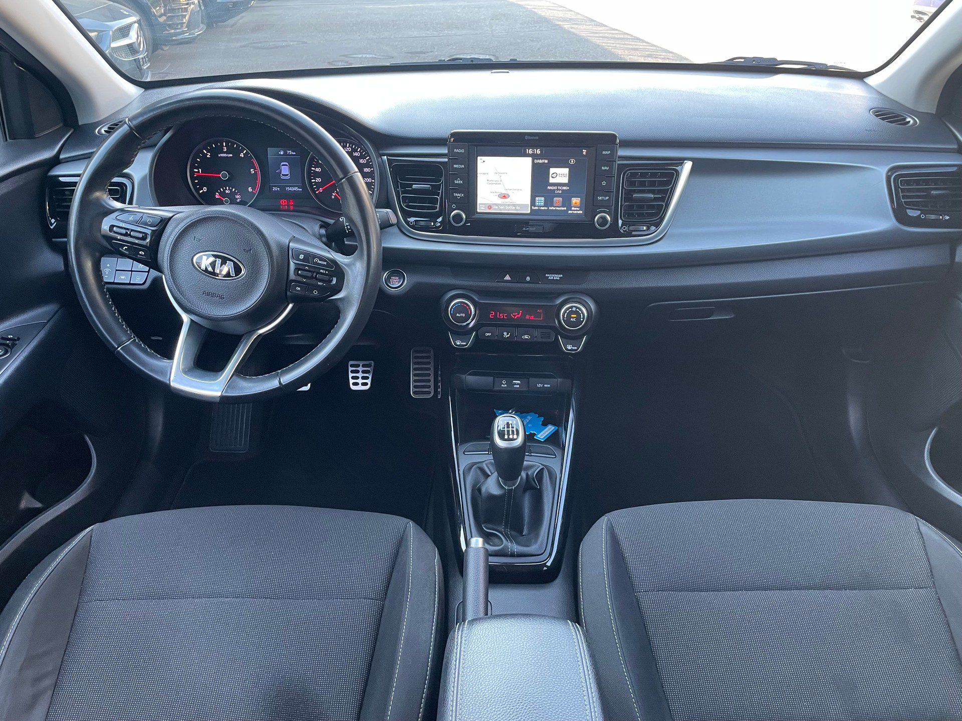 KIA Rio 1.4 CRDi Style-image-5