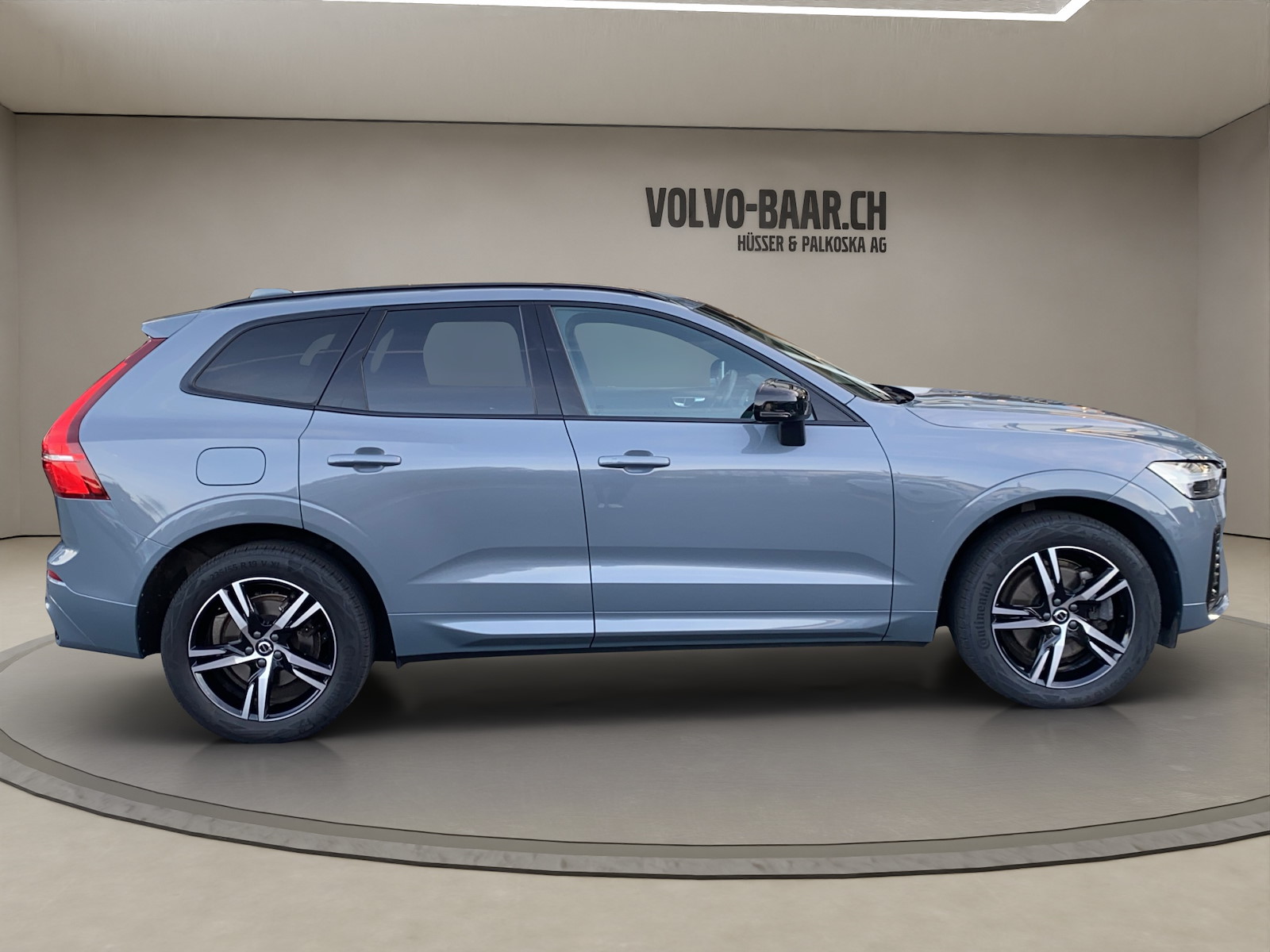 VOLVO XC60 2.0 B4 MH R-Design AWD-image-5