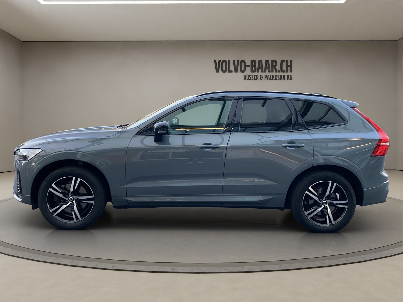 VOLVO XC60 2.0 B4 MH R-Design AWD-image-1
