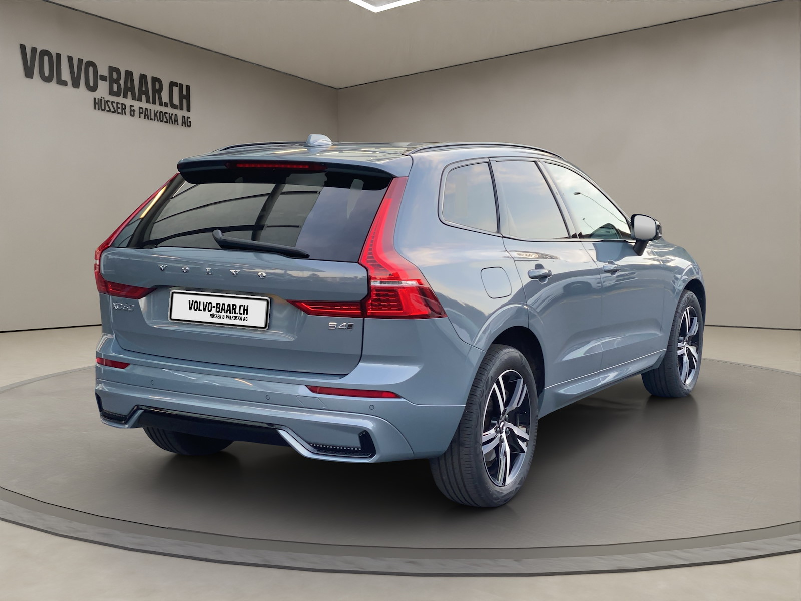 VOLVO XC60 2.0 B4 MH R-Design AWD-image-4