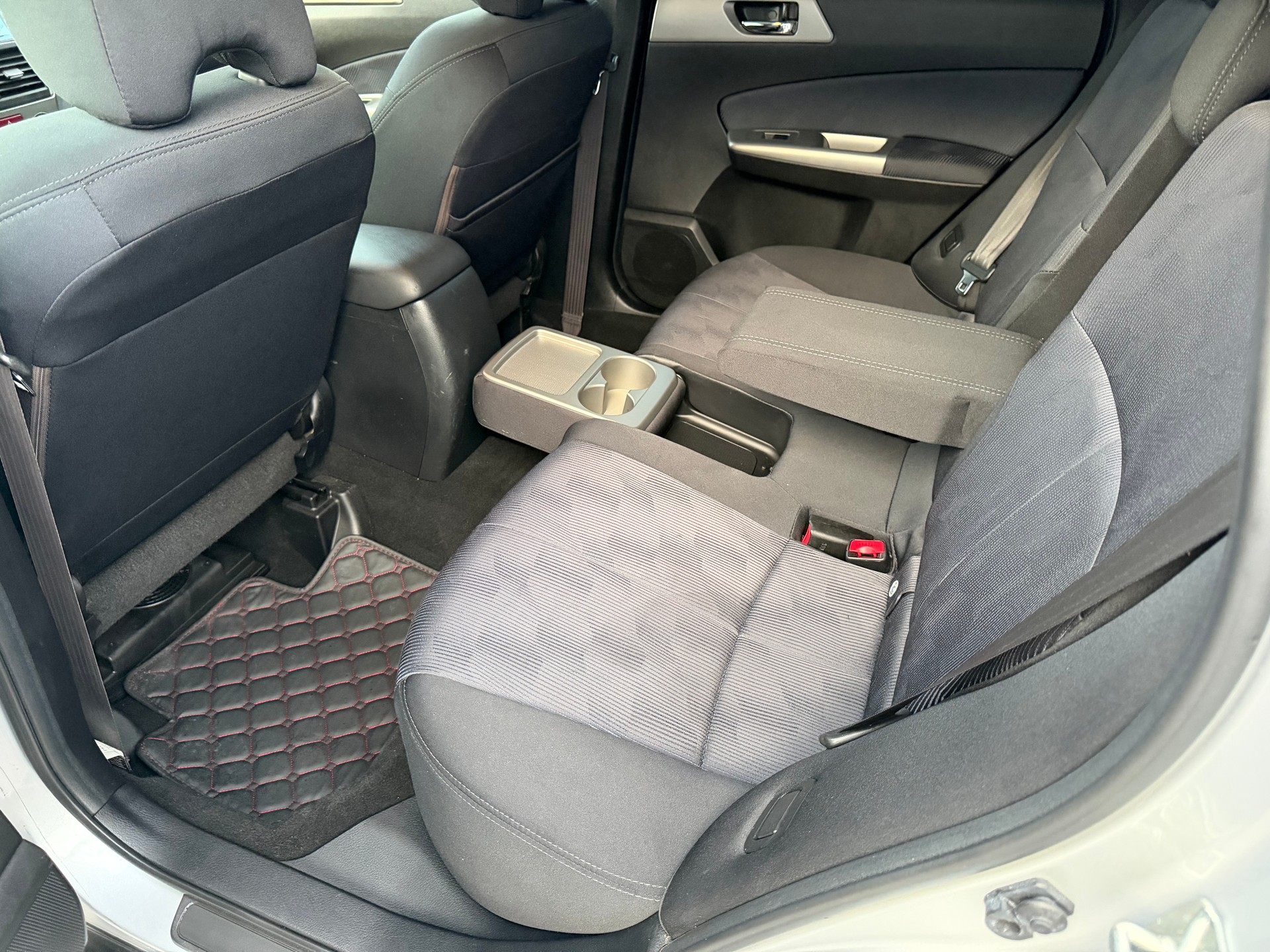 SUBARU Forester 2.0XS Comfort Automatic-image-8