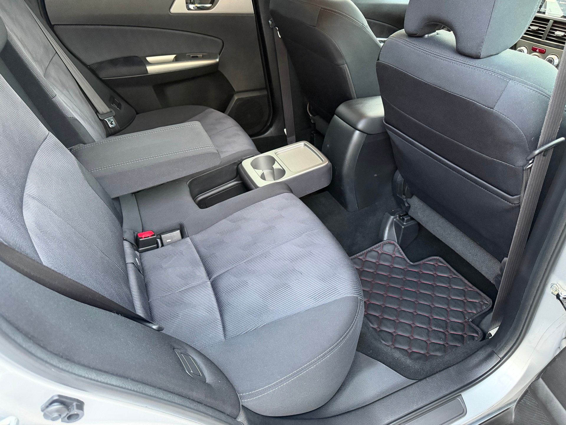 SUBARU Forester 2.0XS Comfort Automatic-image-11