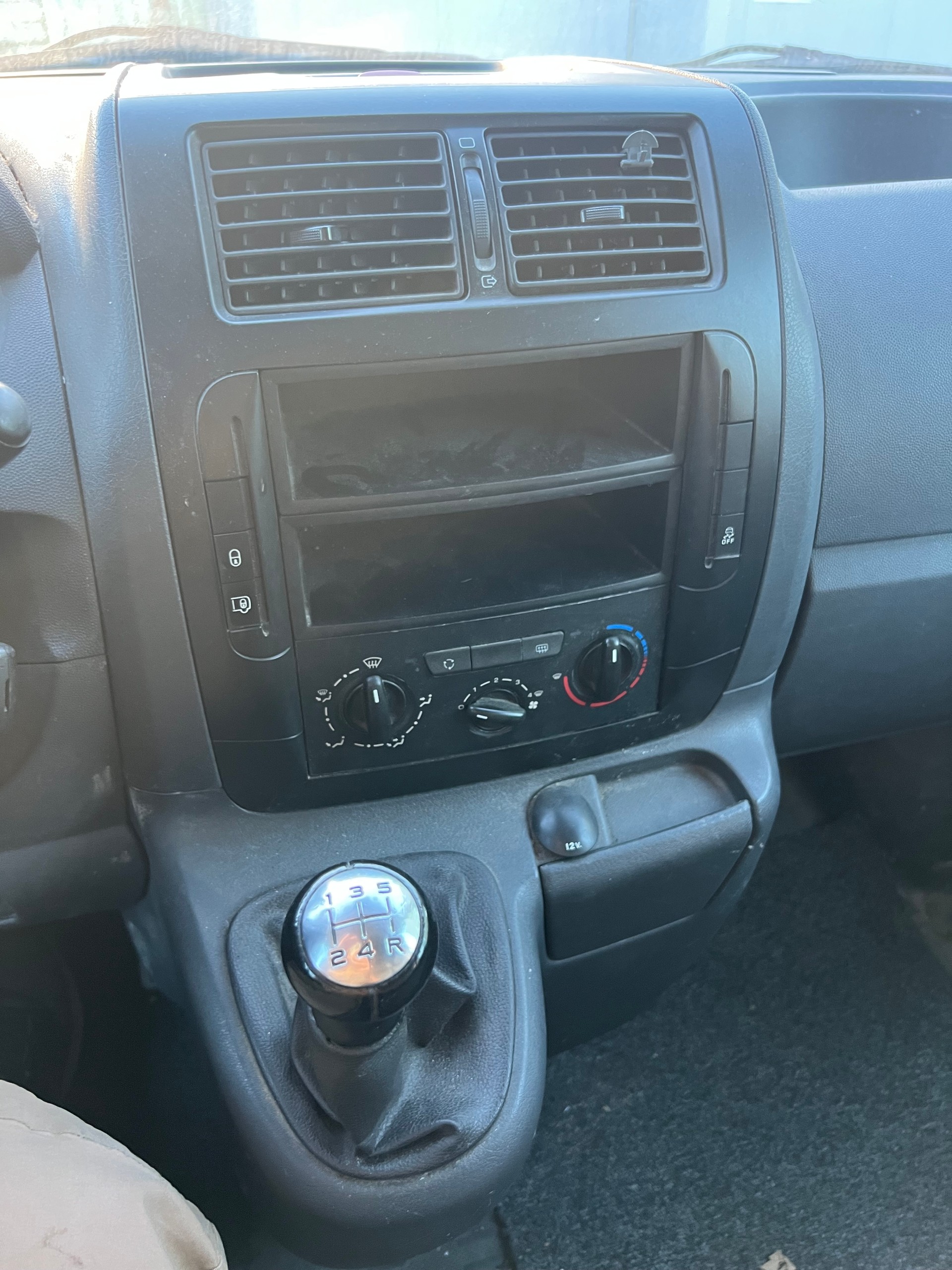 CITROEN Jumpy 1.6 HDi 10 L1H1-image-12