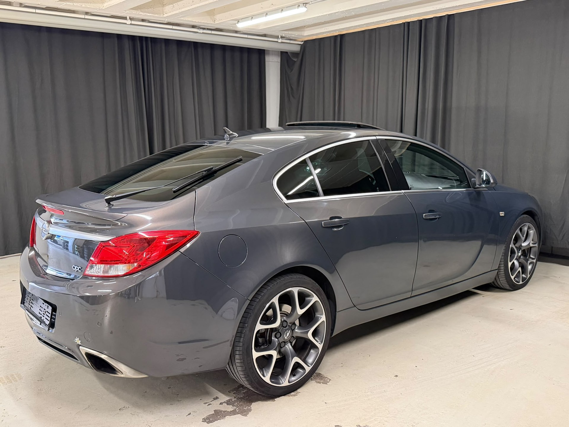 OPEL Insignia 2.8 Turbo OPC 4WD Automatic-image-3