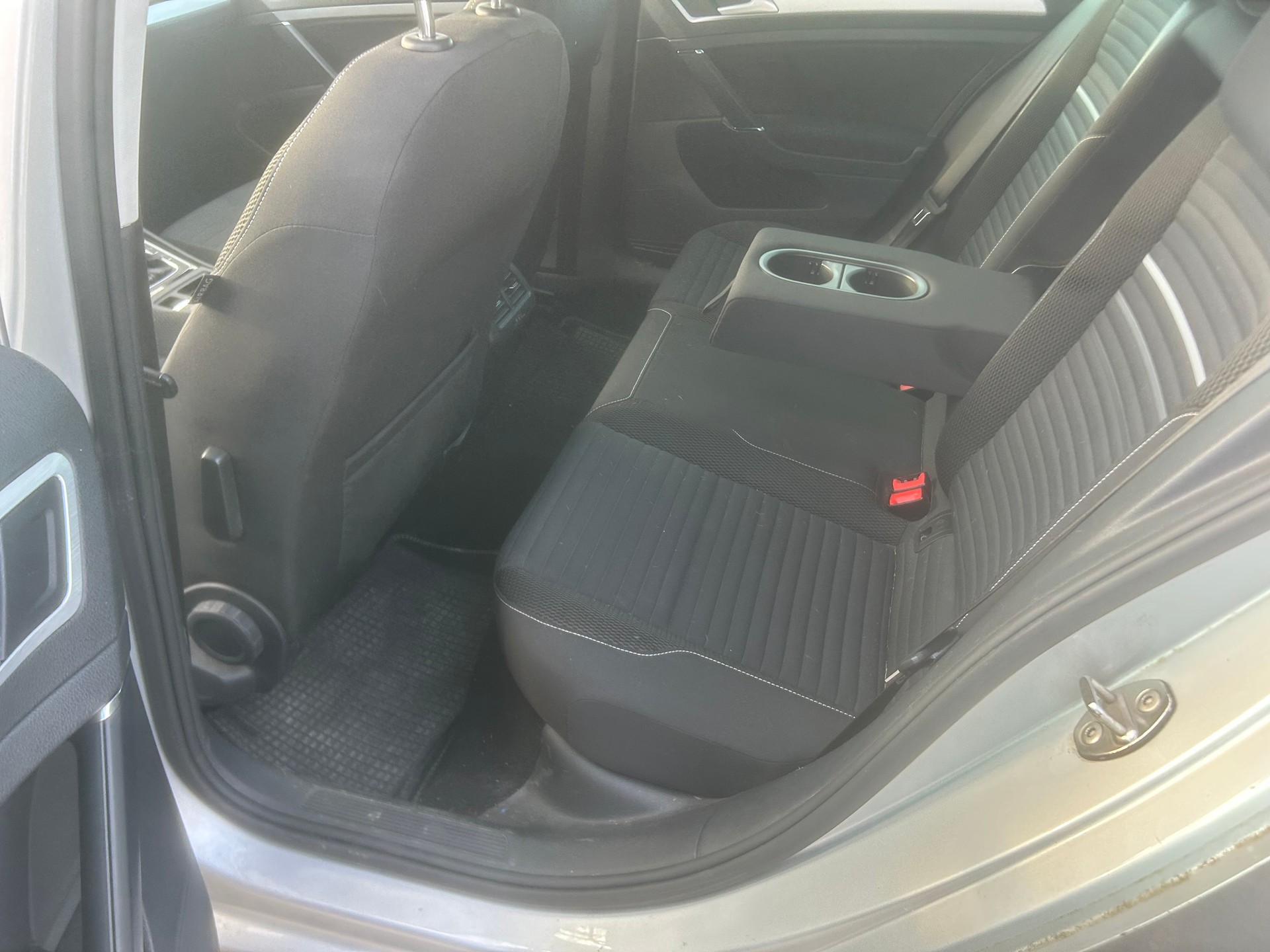 VW Golf Variant 1.4 TSI Cup DSG-image-8
