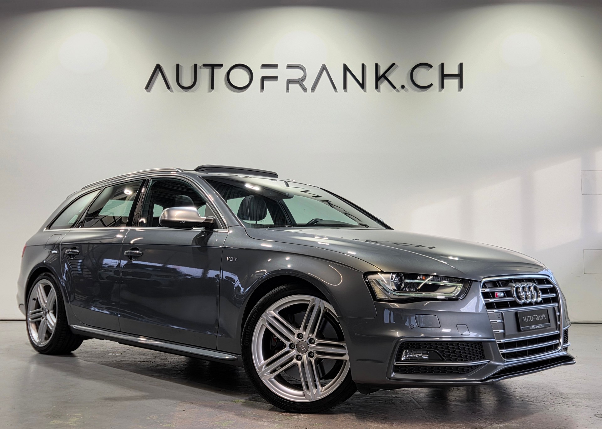 AUDI S4 Avant 3.0 V6 TFSI quattro S-Tronic-image-0