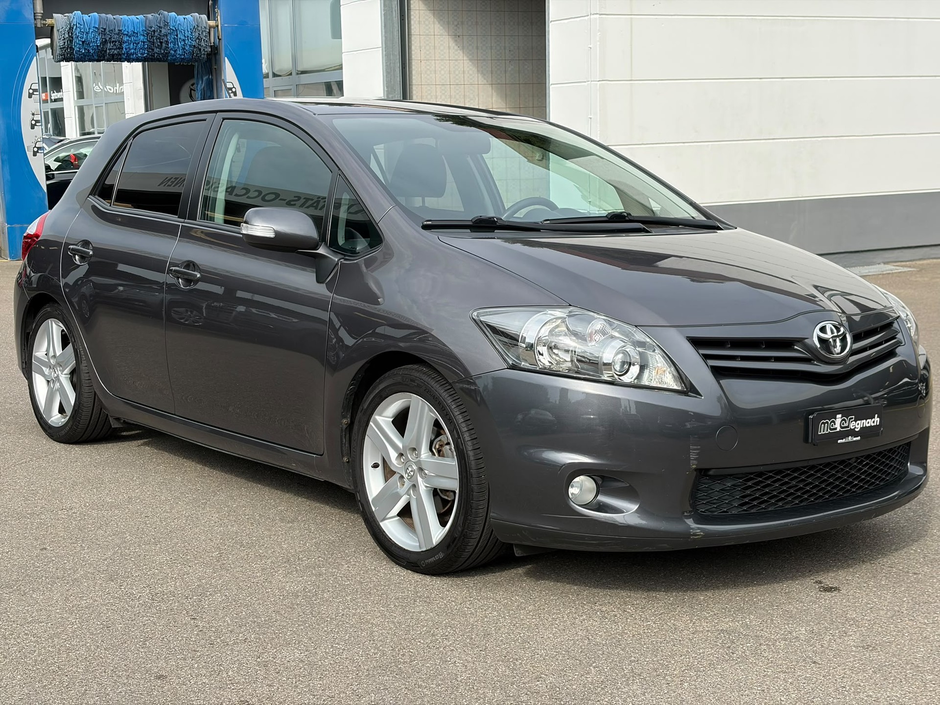 TOYOTA Auris 1.8 S-image-2