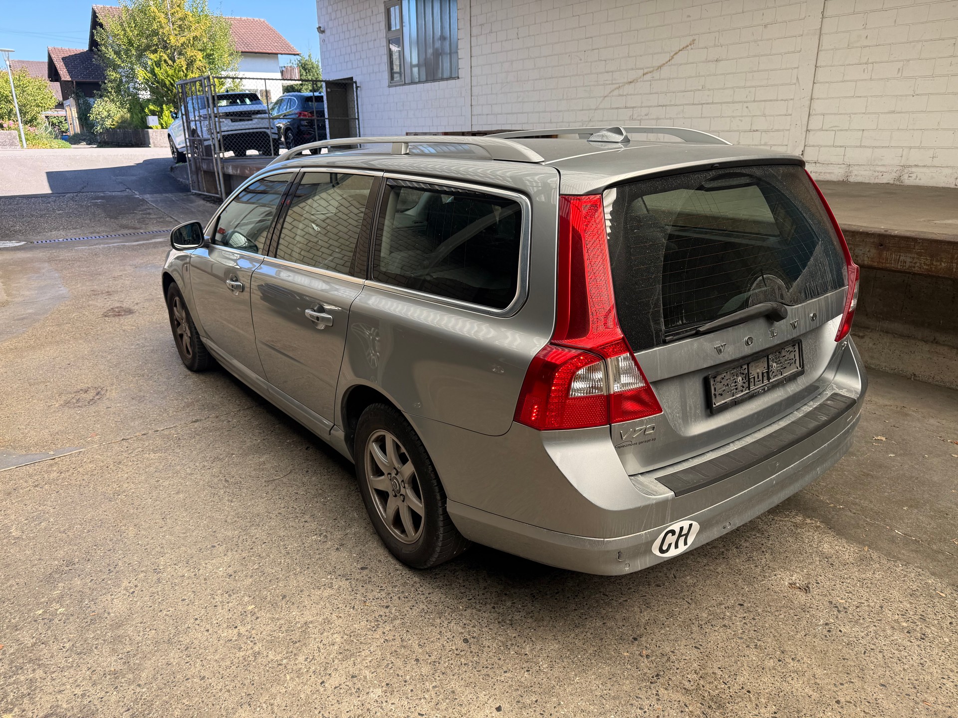 VOLVO V70 D3 OceanRace Geartronic-image-5