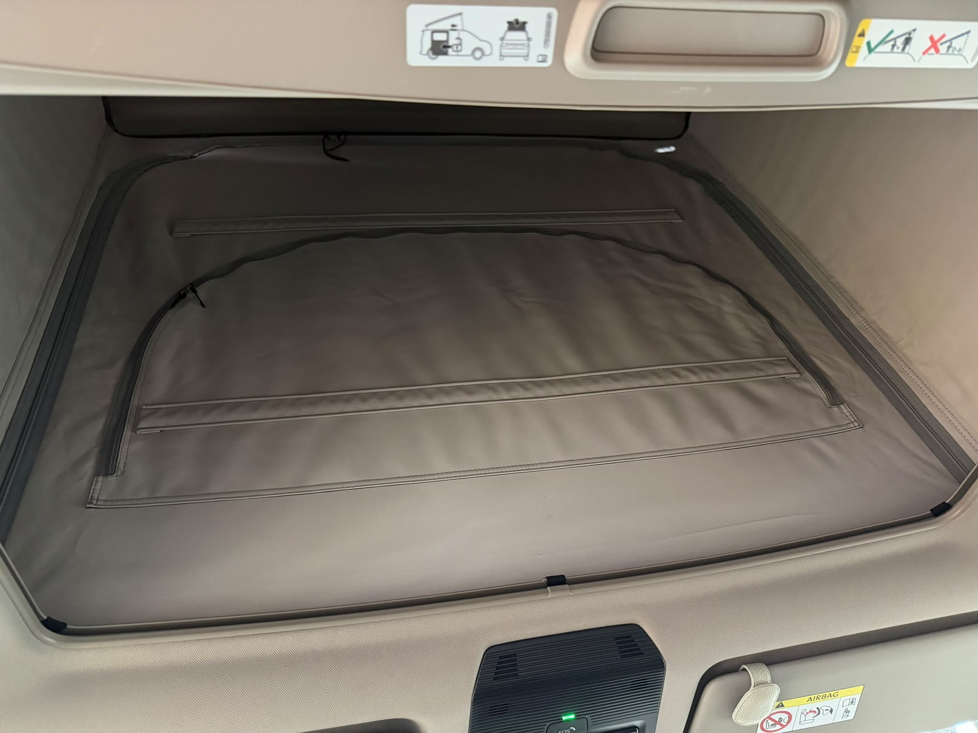 VW California 2.0 TSI Beach Liberty-image-11