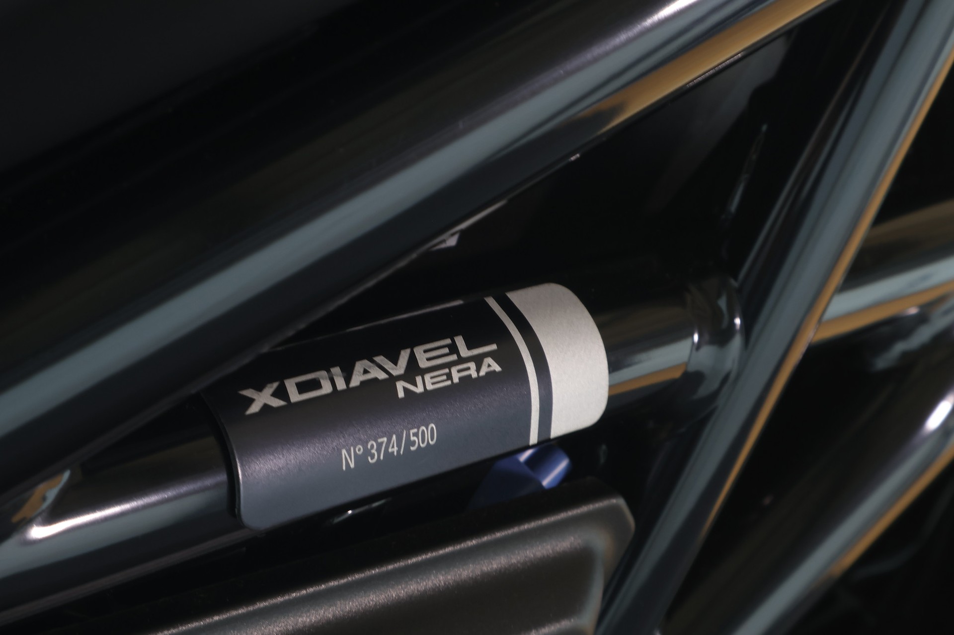 DUCATI X Diavel Nera-image-11