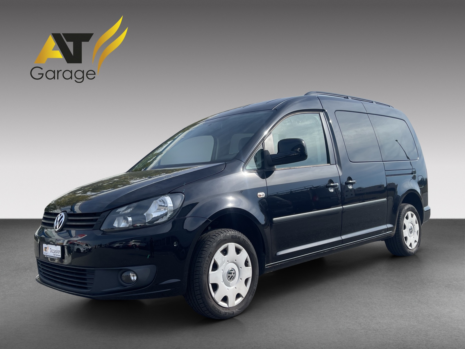 VW Caddy Maxi 1.6 TDI CR Blue Motion Family-image-0