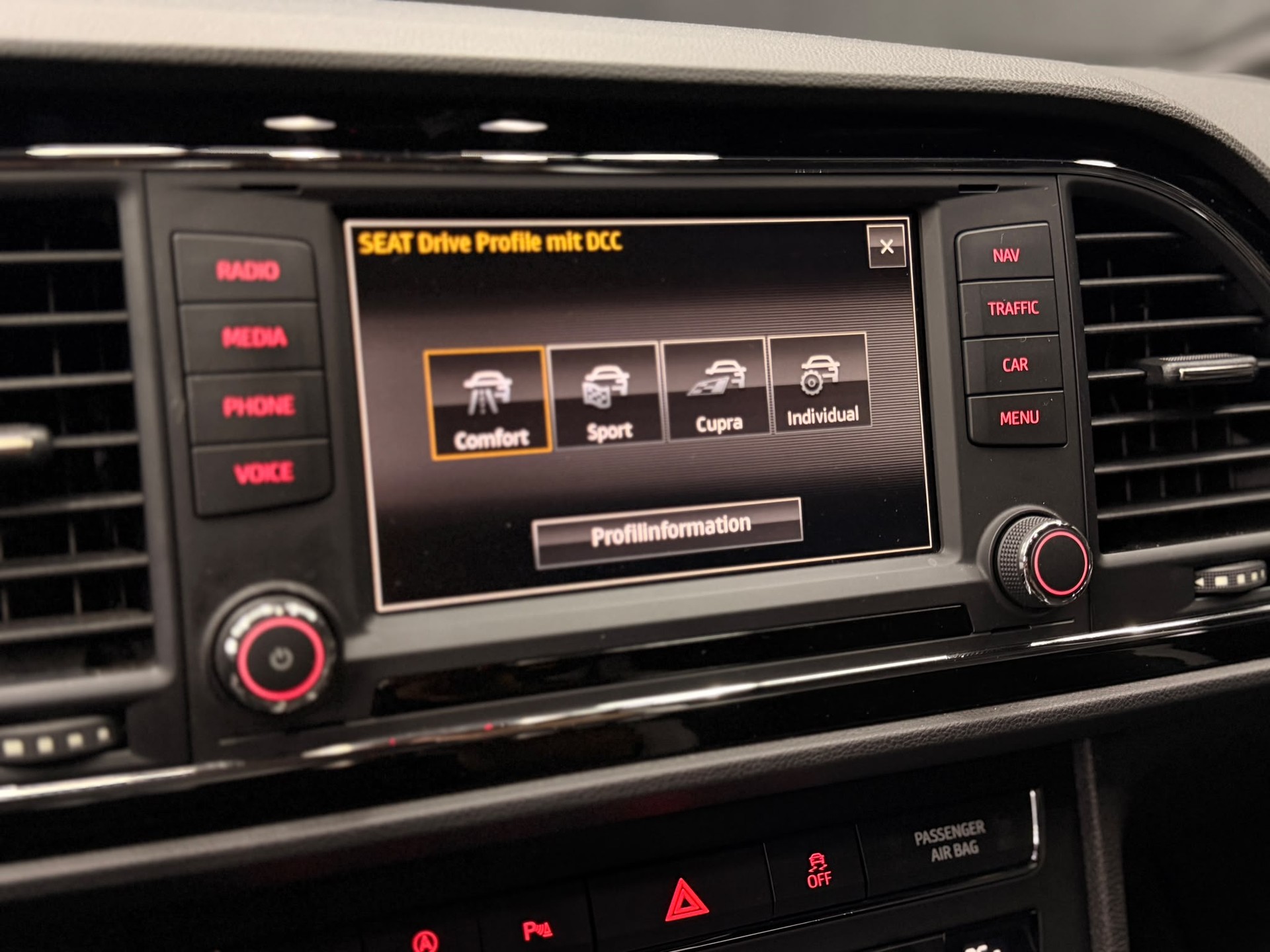 SEAT Leon 2.0 TSI Cupra 280 DSG-image-17