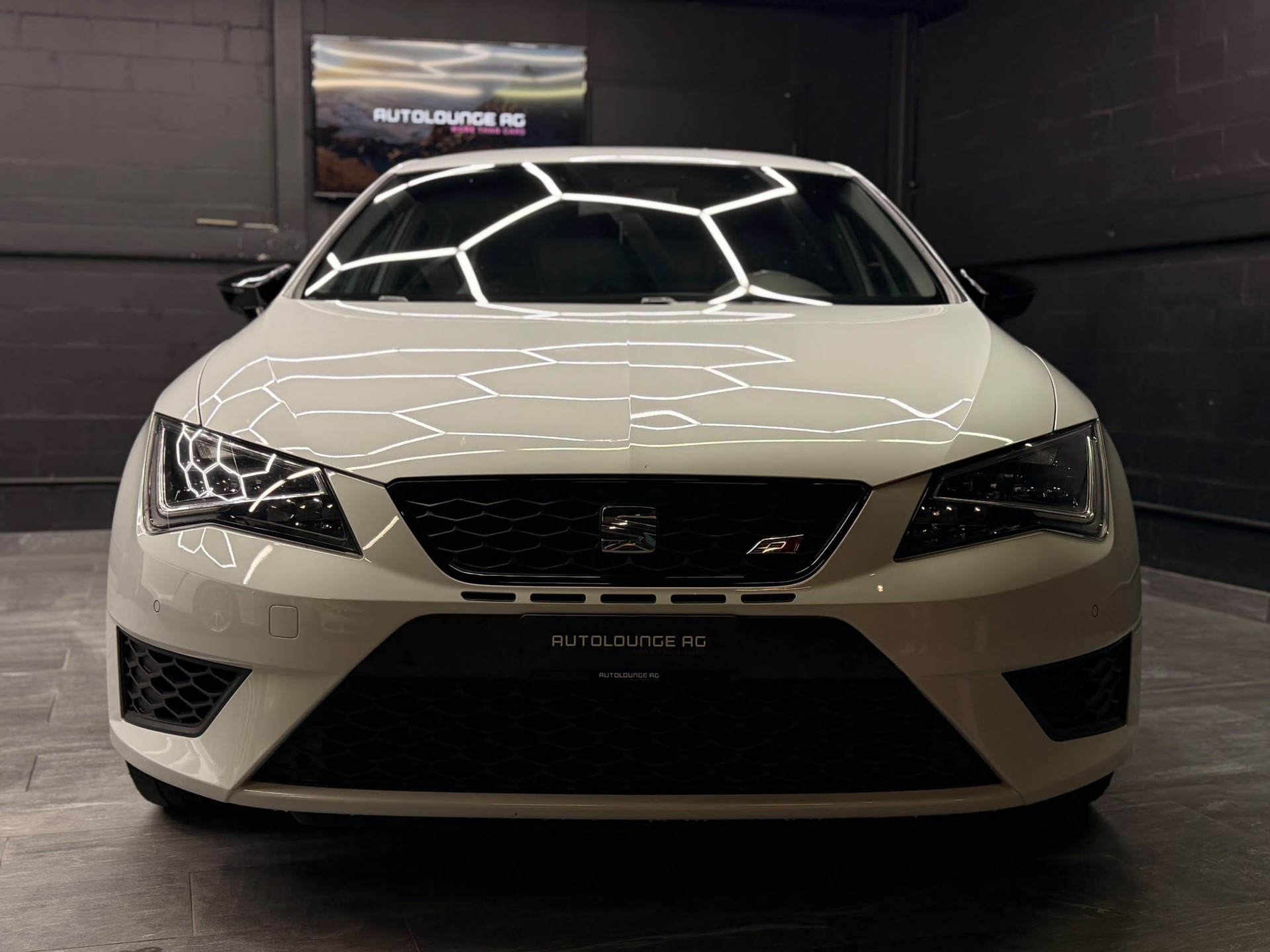 SEAT Leon 2.0 TSI Cupra 280 DSG-image-4