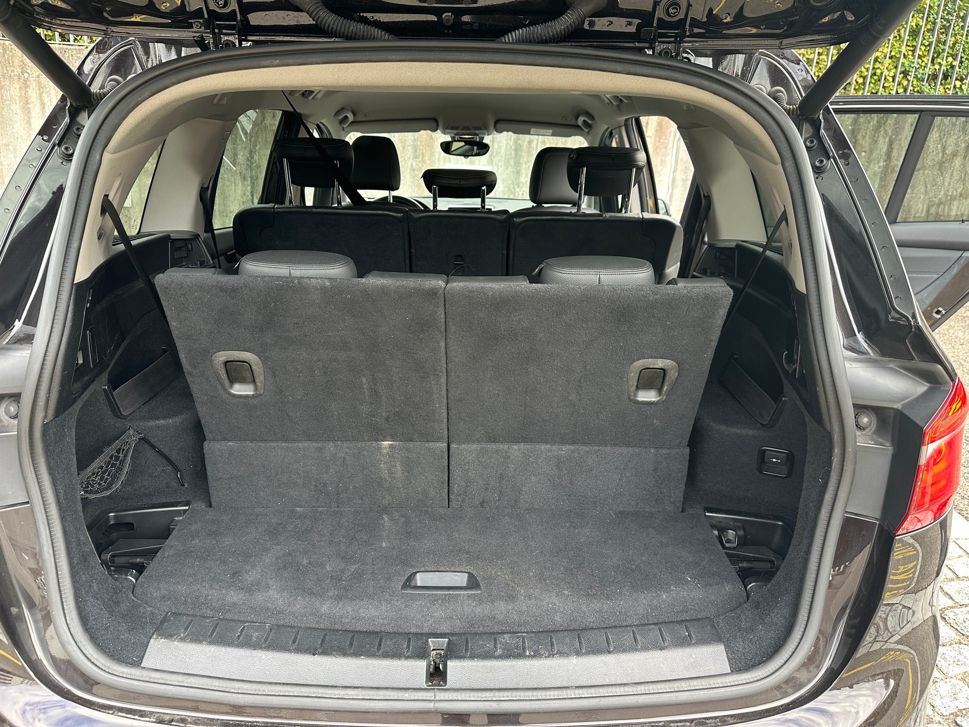 BMW 220d xDrive-image-8