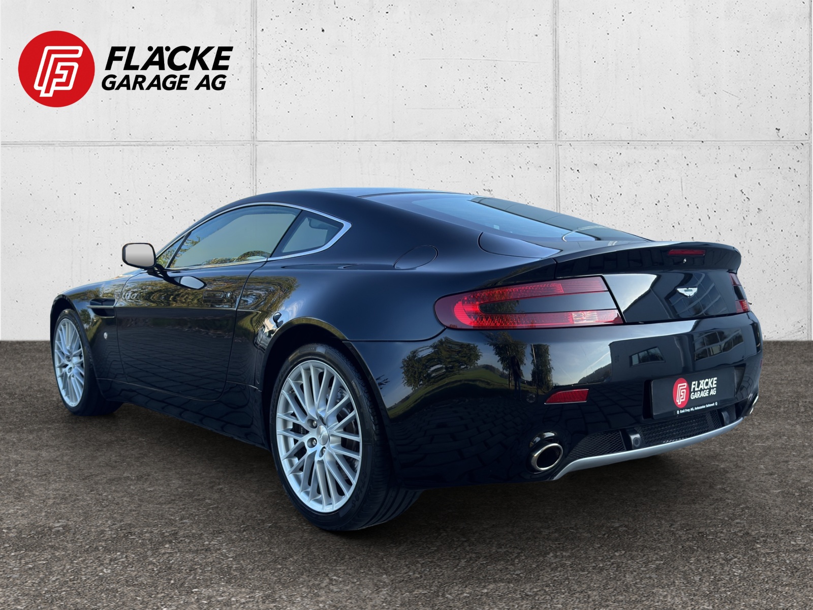 ASTON MARTIN V8 Vantage 4.7 Sportshift-image-3