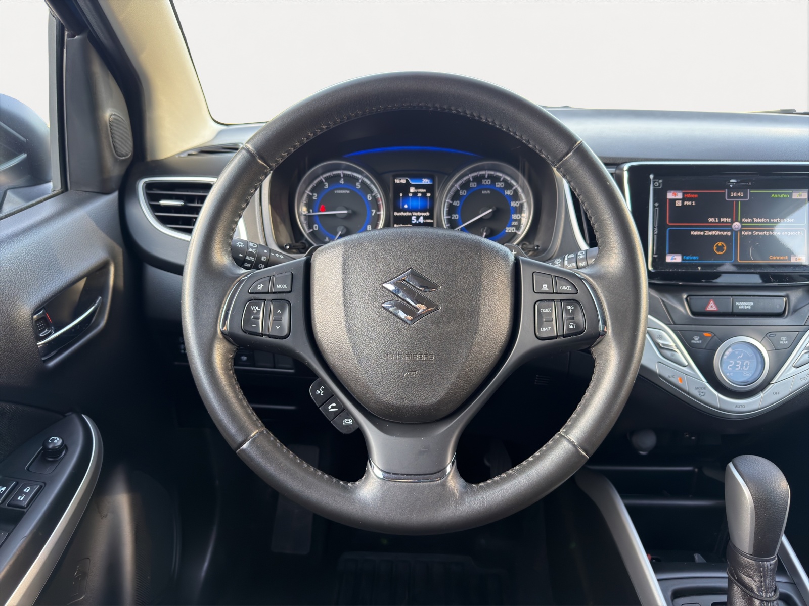 SUZUKI Baleno 1.0 Boosterjet Sergio Cellano Top Automat-image-10