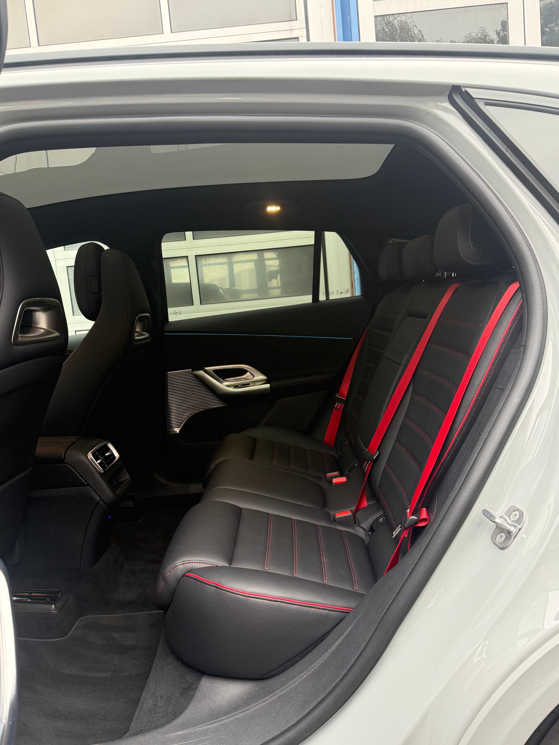 MERCEDES-BENZ GLC 400 4MATIC 94 kWh EQ-image-15