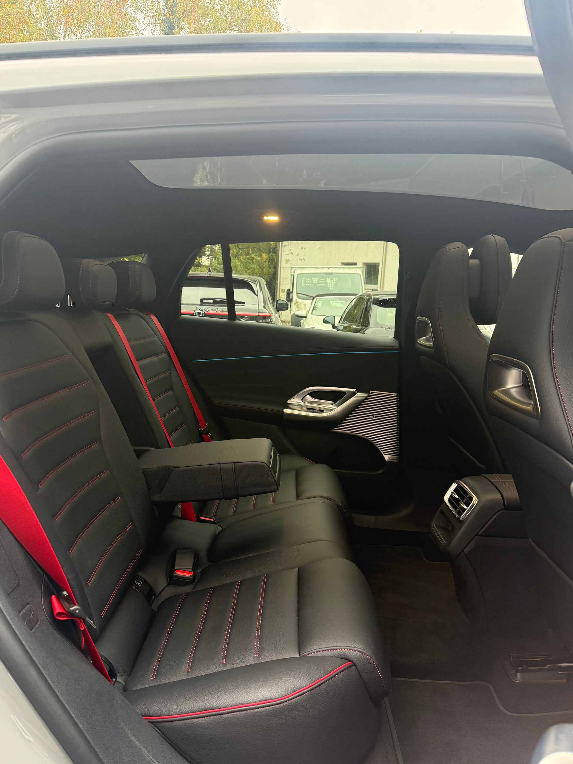 MERCEDES-BENZ GLC 400 4MATIC 94 kWh EQ-image-16