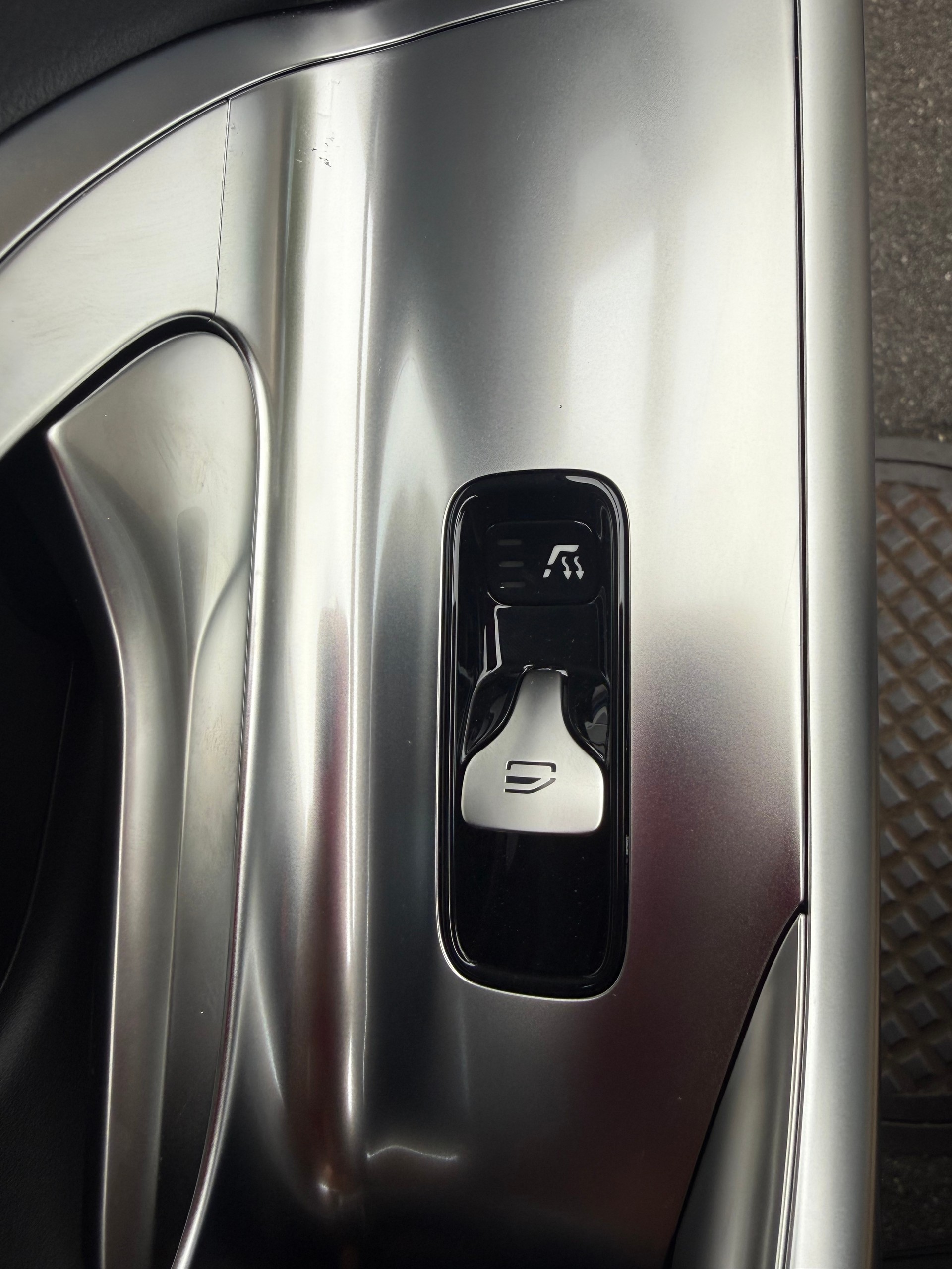 MERCEDES-BENZ GLC 400 4MATIC 94 kWh EQ-image-19