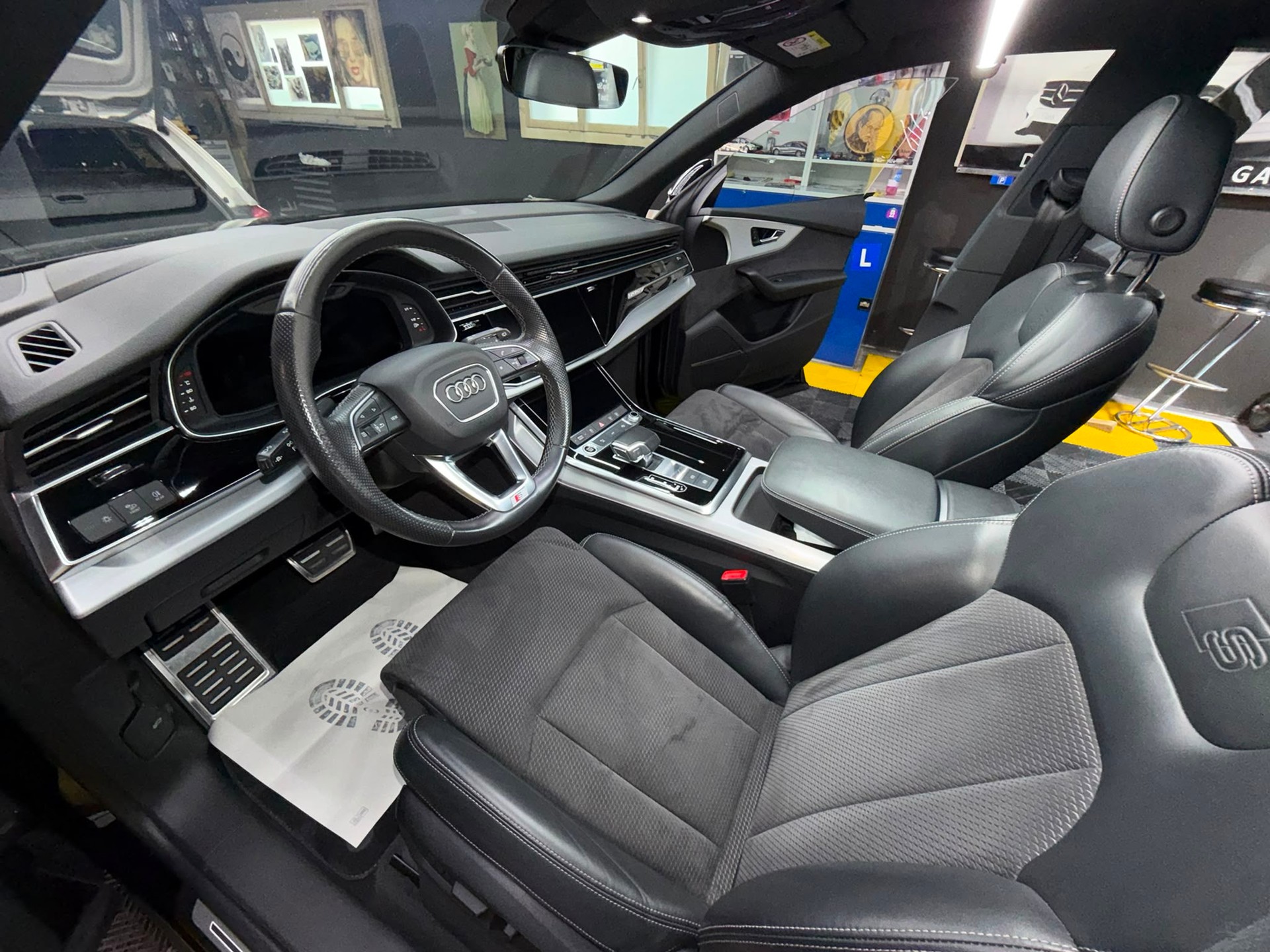 AUDI 3.0 50 TDI Black Edition quattro T-Tronic-image-3