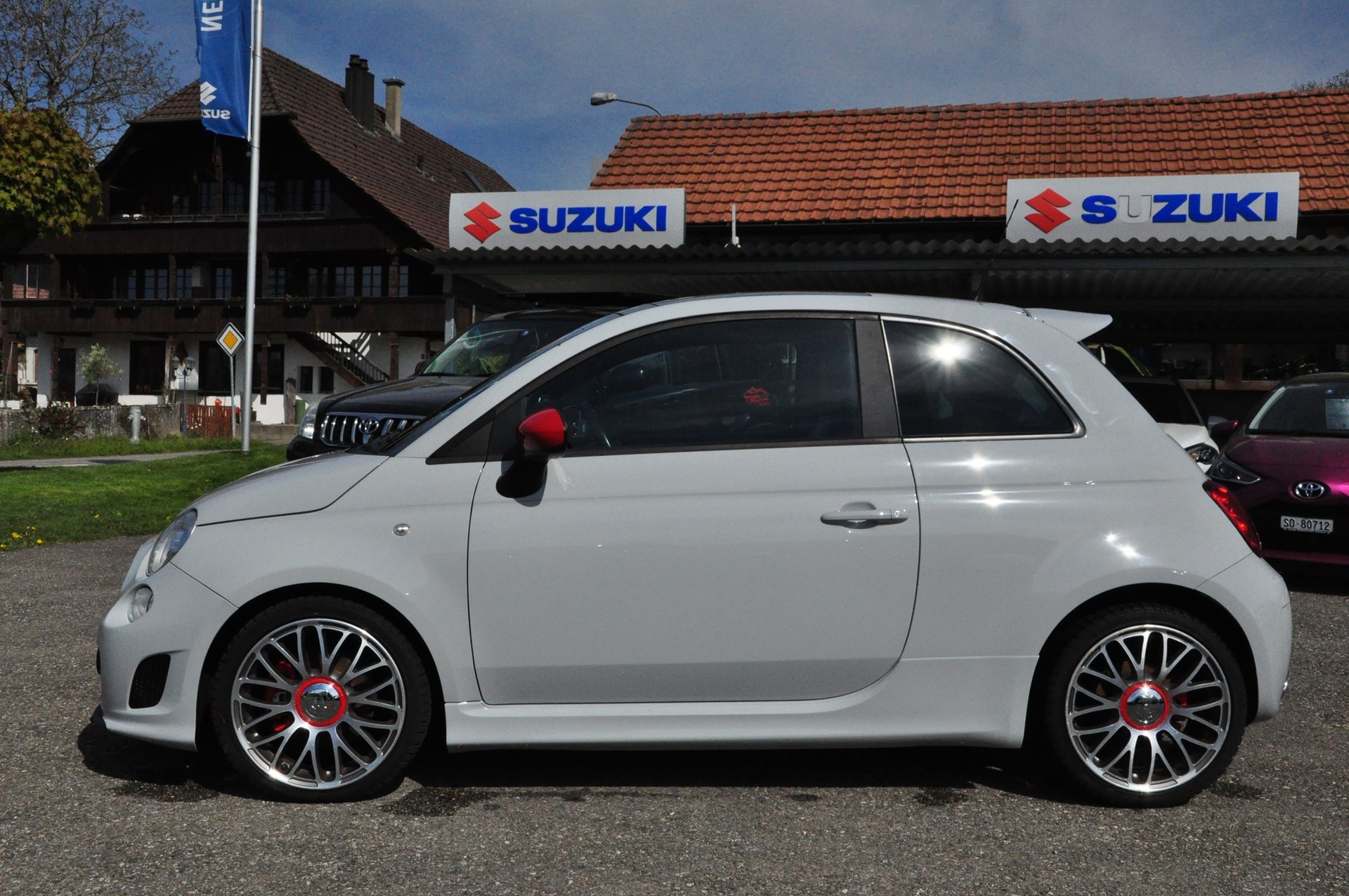 FIAT 500 1.4 16V Turbo Abarth-showroom-element-2