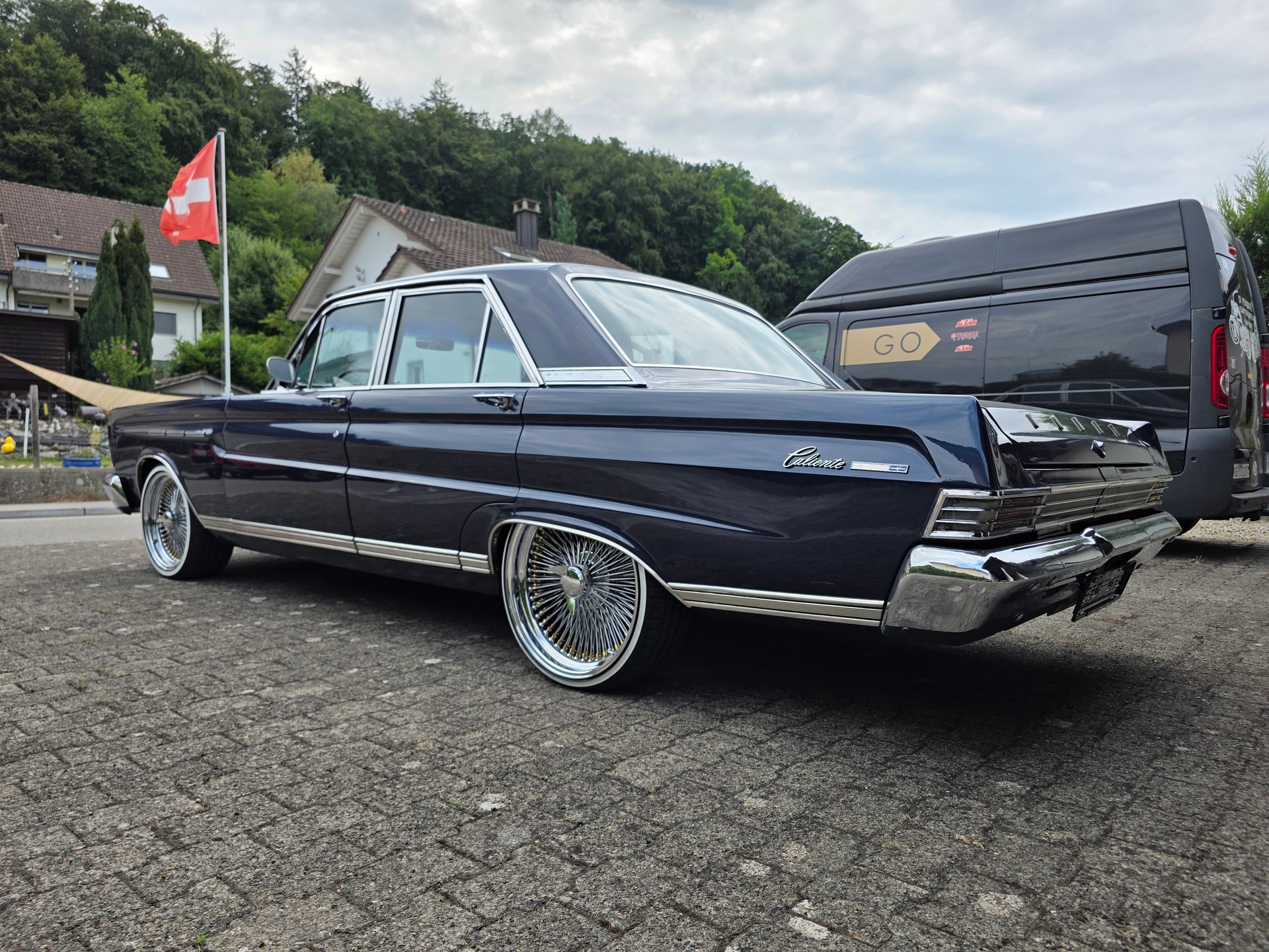 MERCURY Comet Caliente Lowrider-image-6