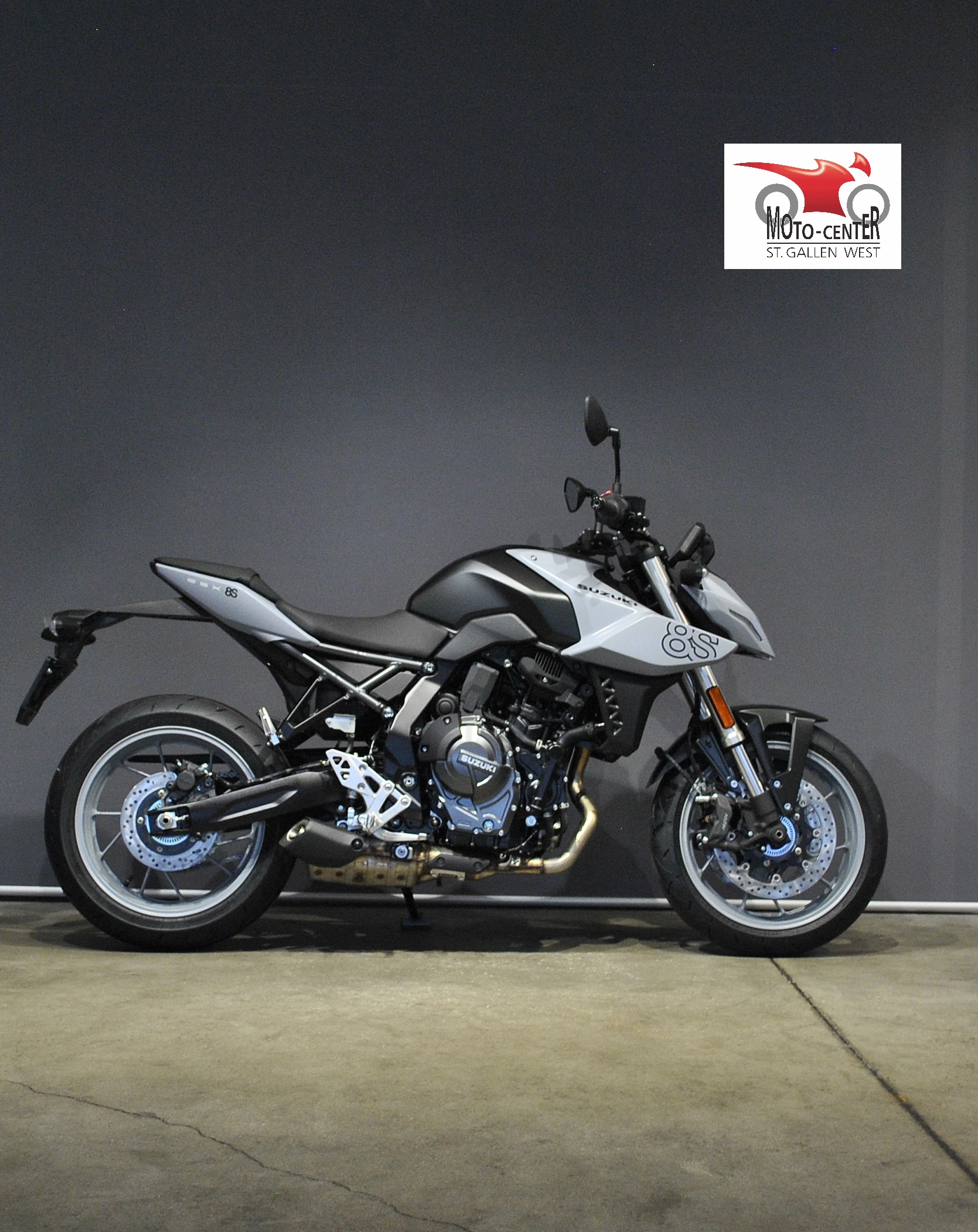 SUZUKI GSX 8S (35kW)-showroom-element-1