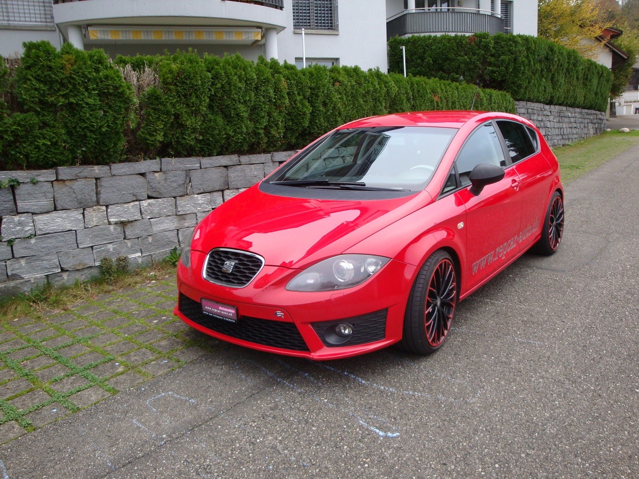 SEAT Leon 2.0 TDI FR-image-2