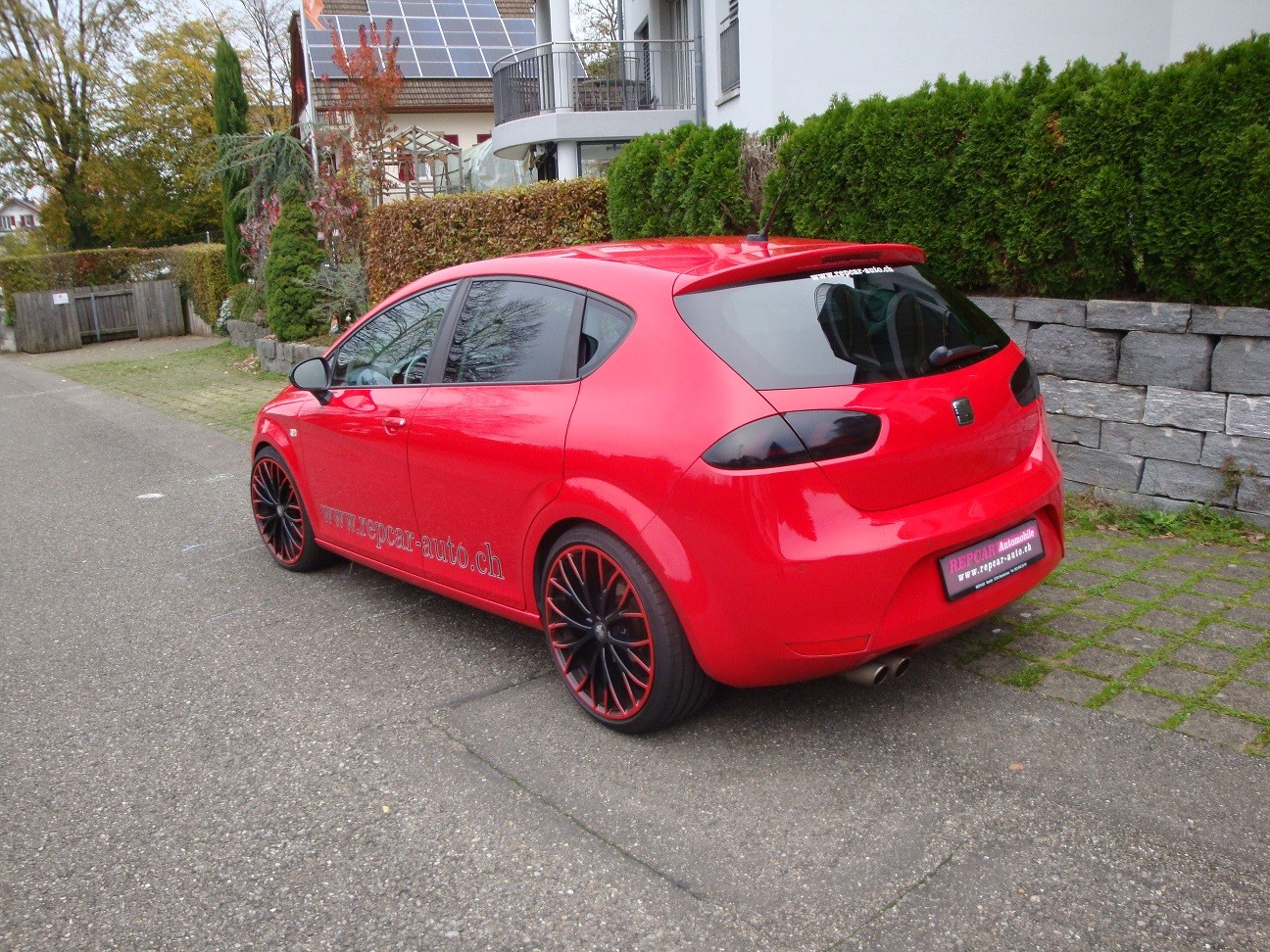 SEAT Leon 2.0 TDI FR-image-1