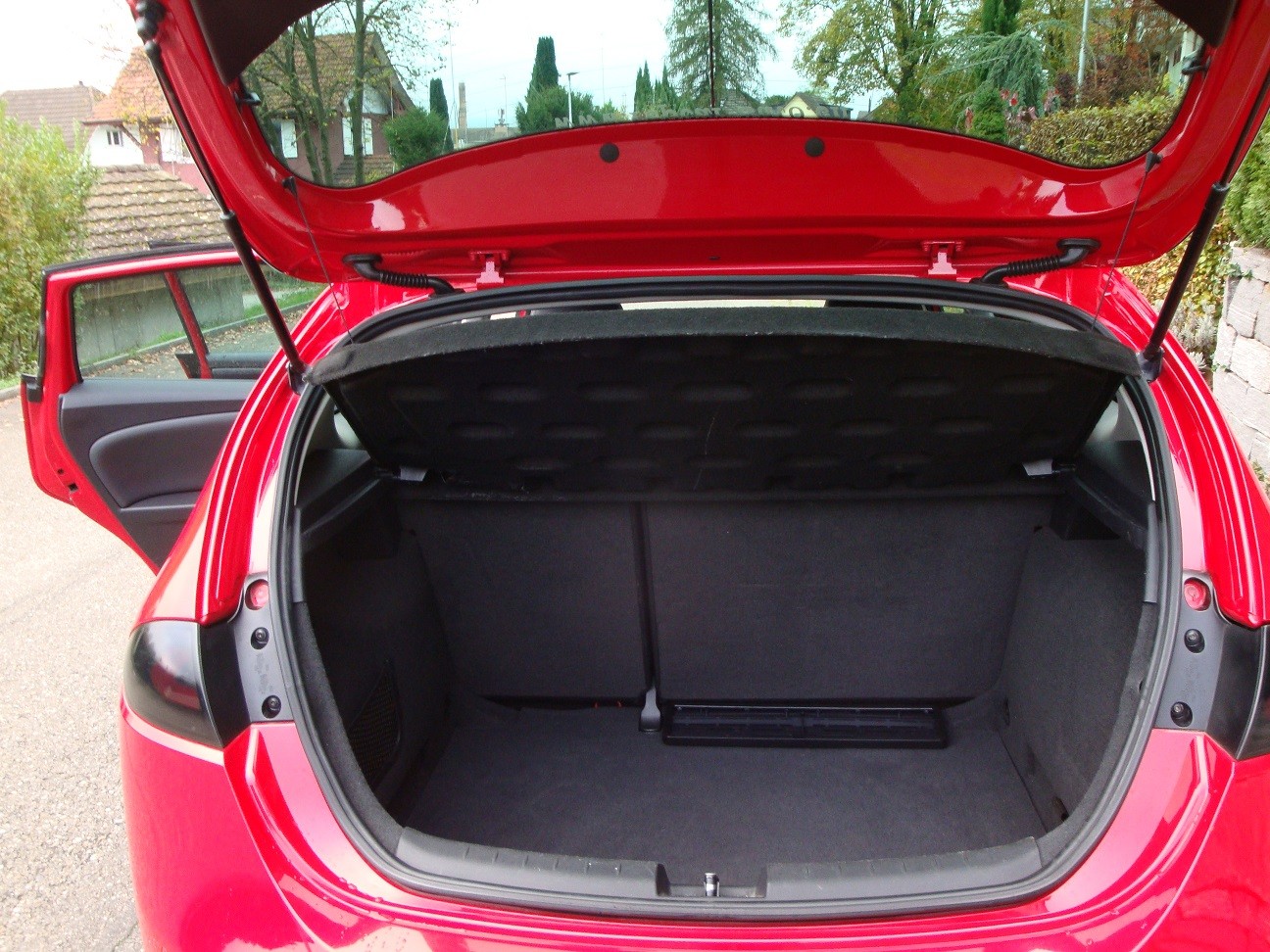 SEAT Leon 2.0 TDI FR-image-9