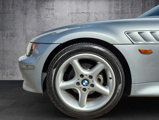 BMW Z3 2.8i Roadster-image-5