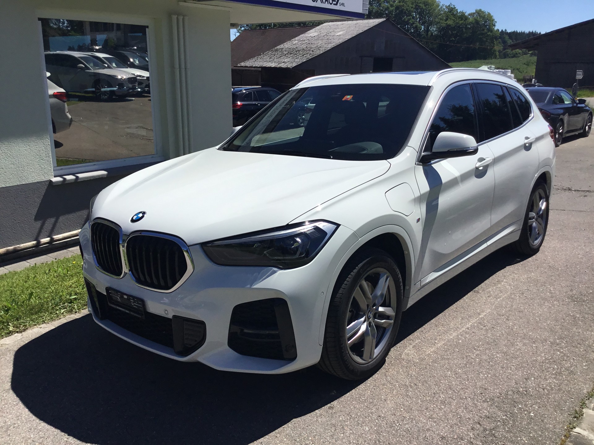 BMW X1 xDrive 25e M Sport Steptronic-image-1