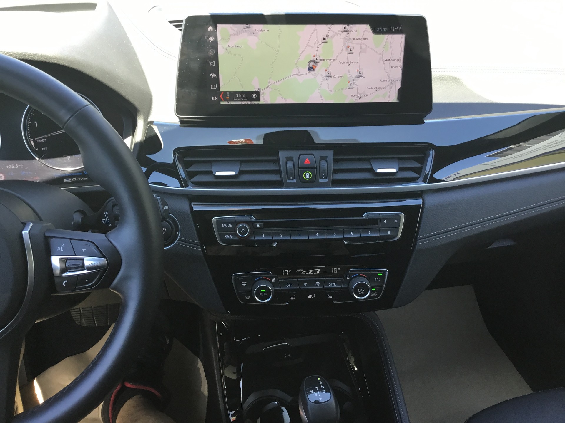 BMW X1 xDrive 25e M Sport Steptronic-image-10