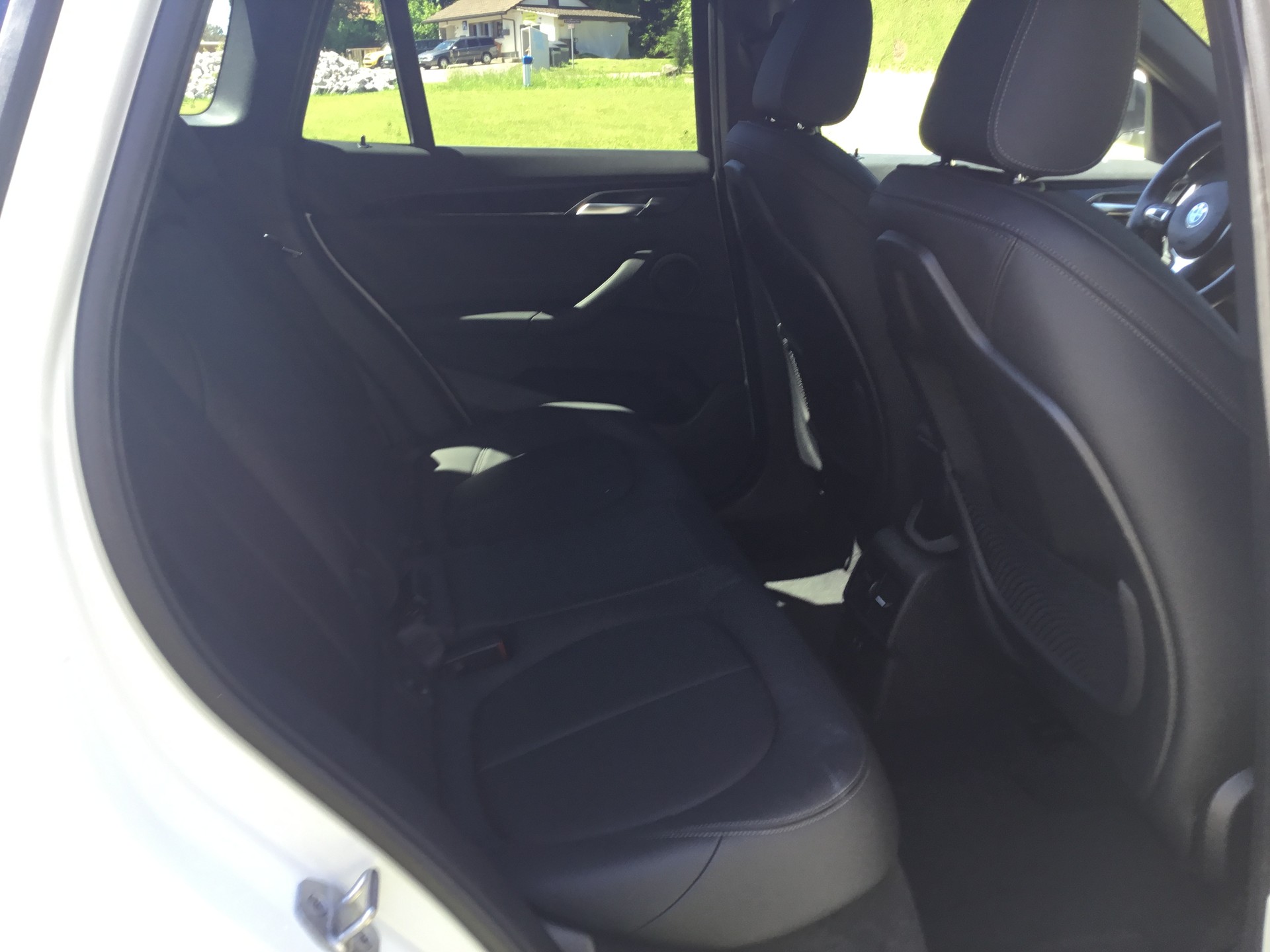 BMW X1 xDrive 25e M Sport Steptronic-image-14