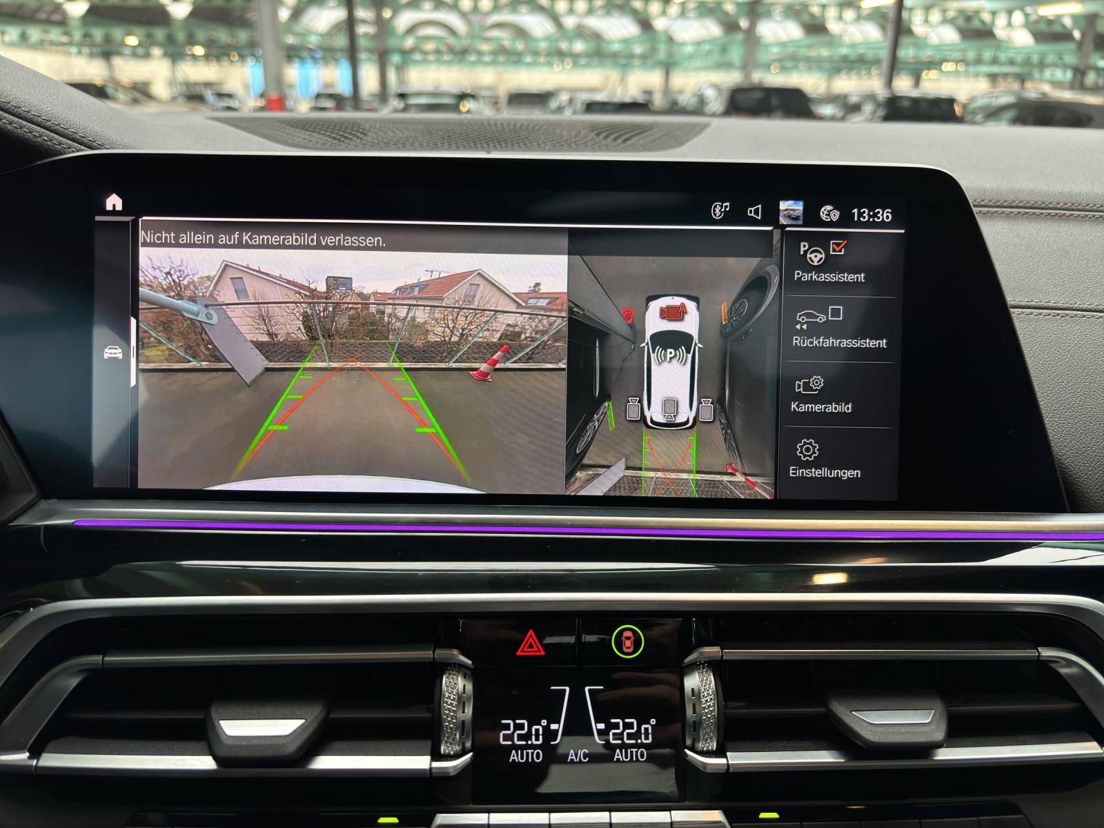 BMW X5 xDriveM50i-image-10