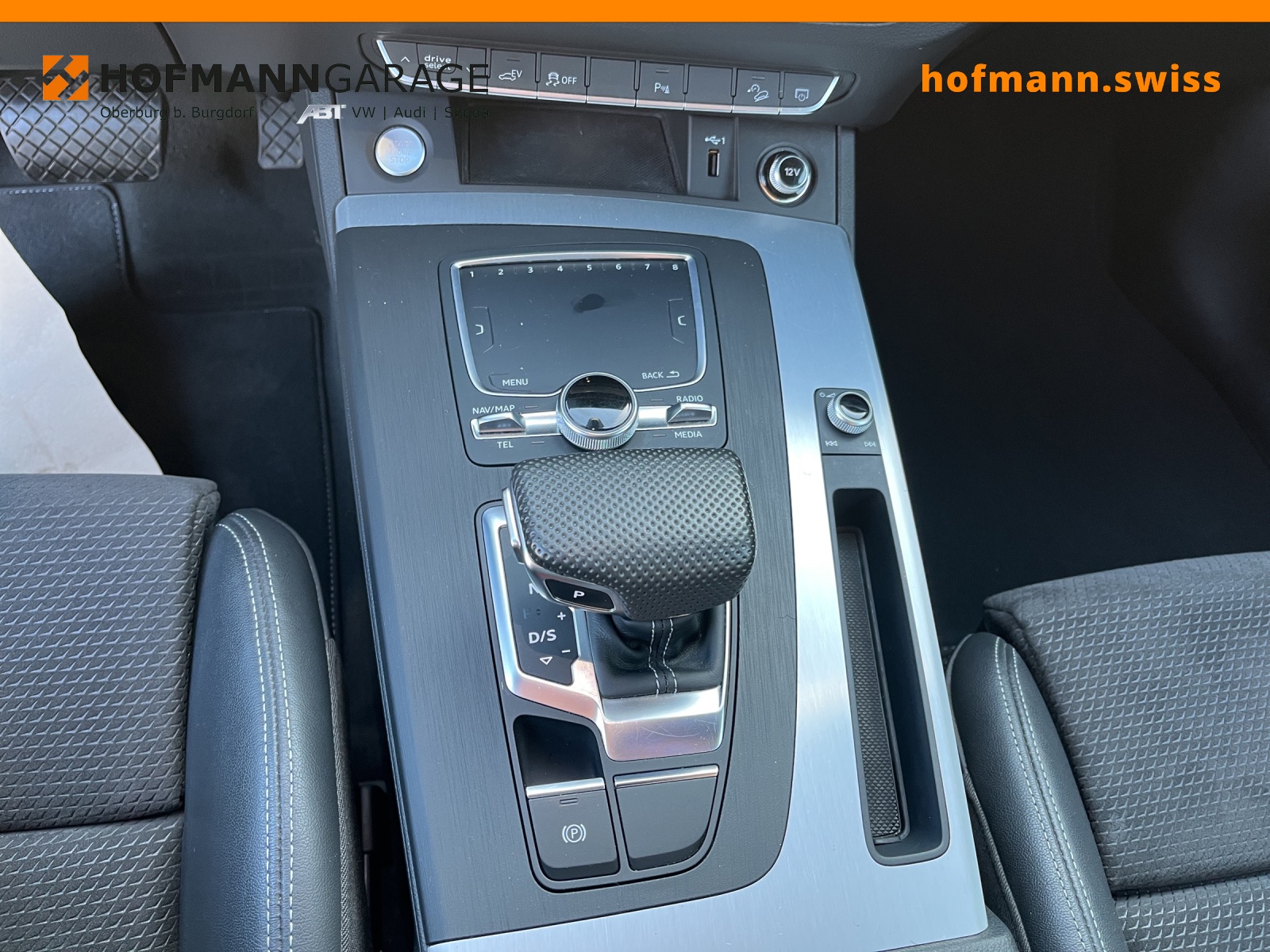 AUDI Q5 55 TFSI e sport quattro-image-10