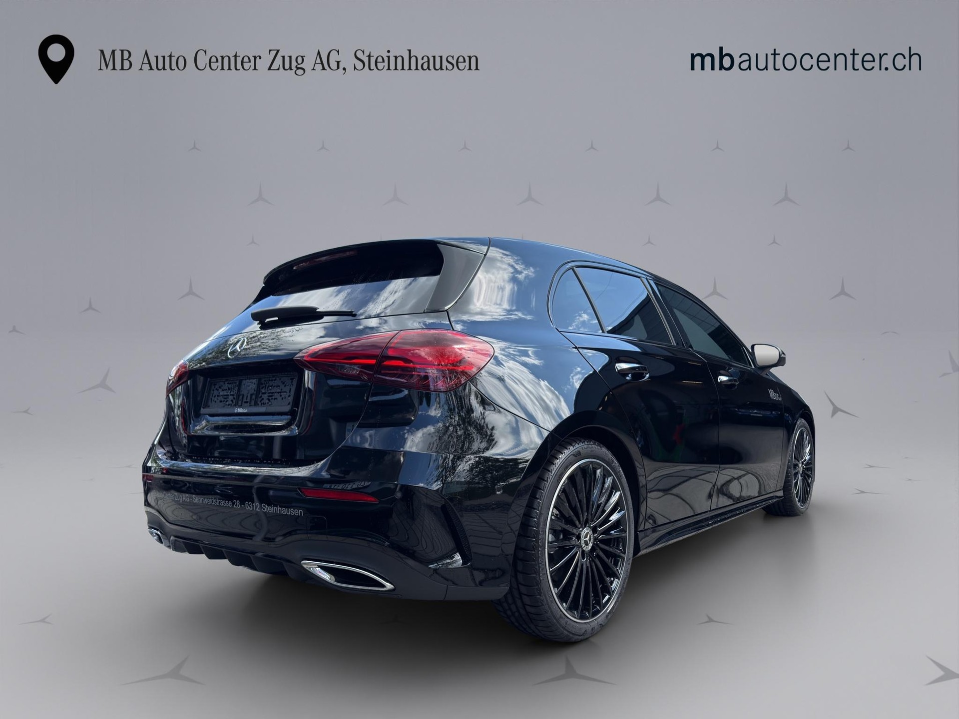 MERCEDES-BENZ A 200 AMG Line-image-4
