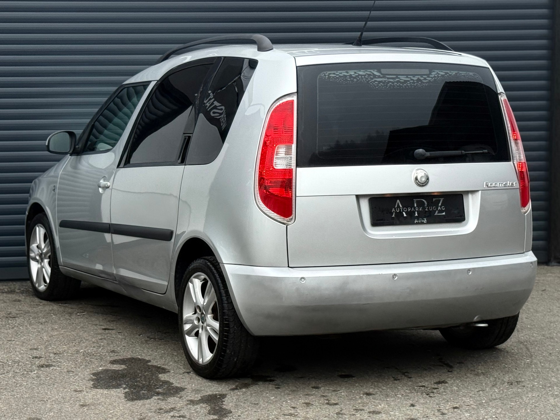 SKODA Roomster 1.6 Magic-image-6