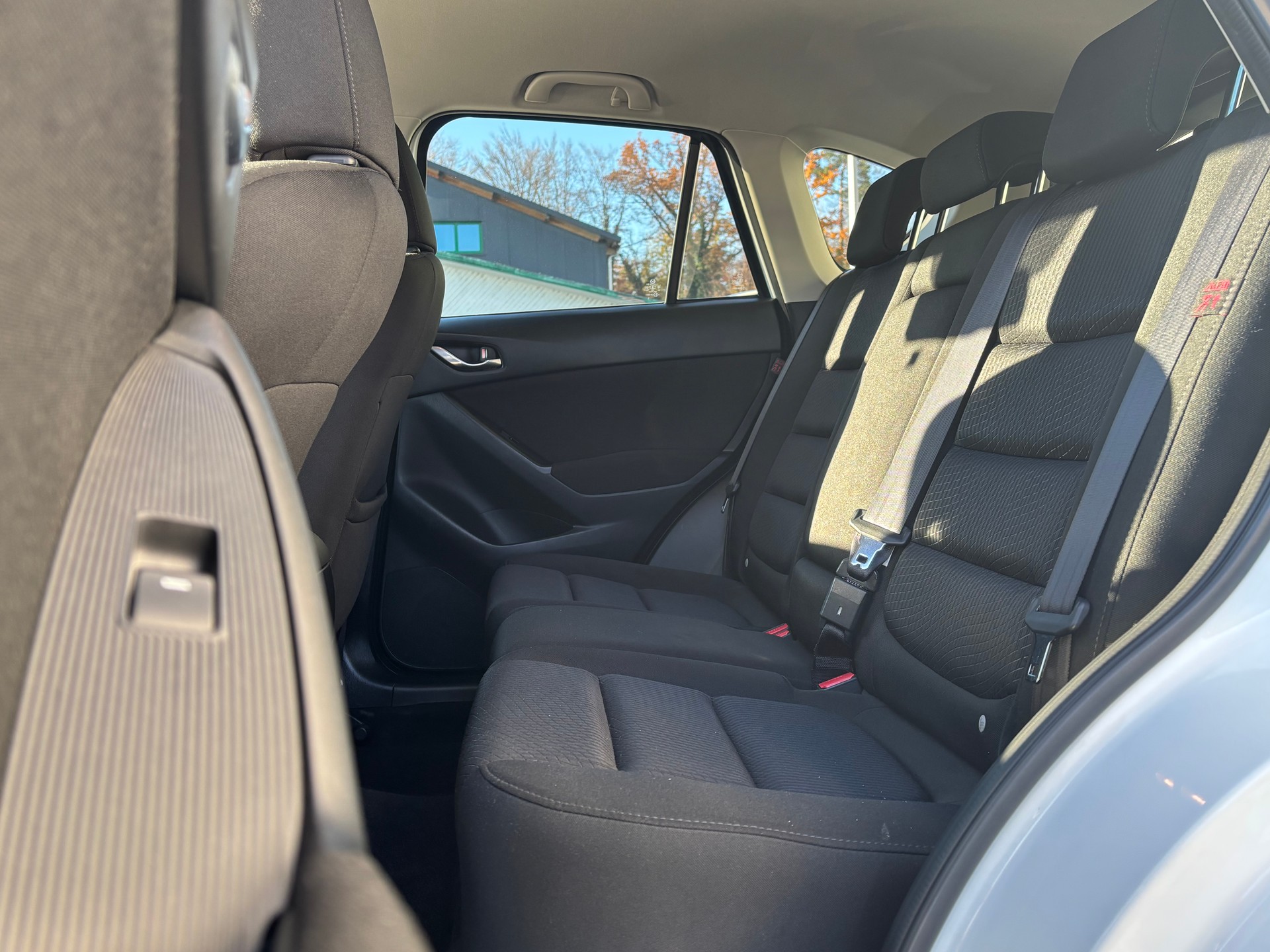MAZDA CX-5 2.2 D Ambition FWD-image-9