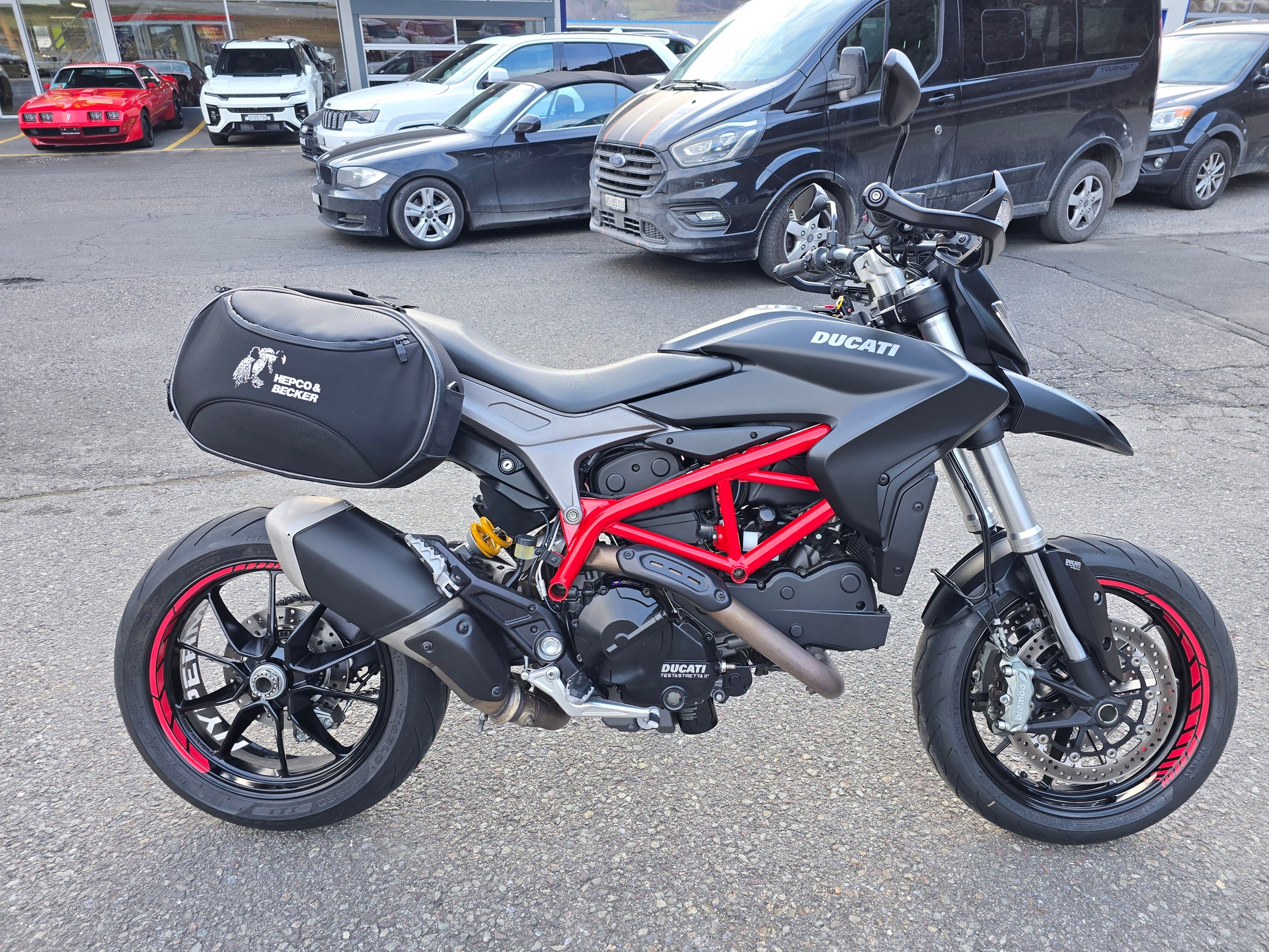 DUCATI Hypermotard 821-image-5