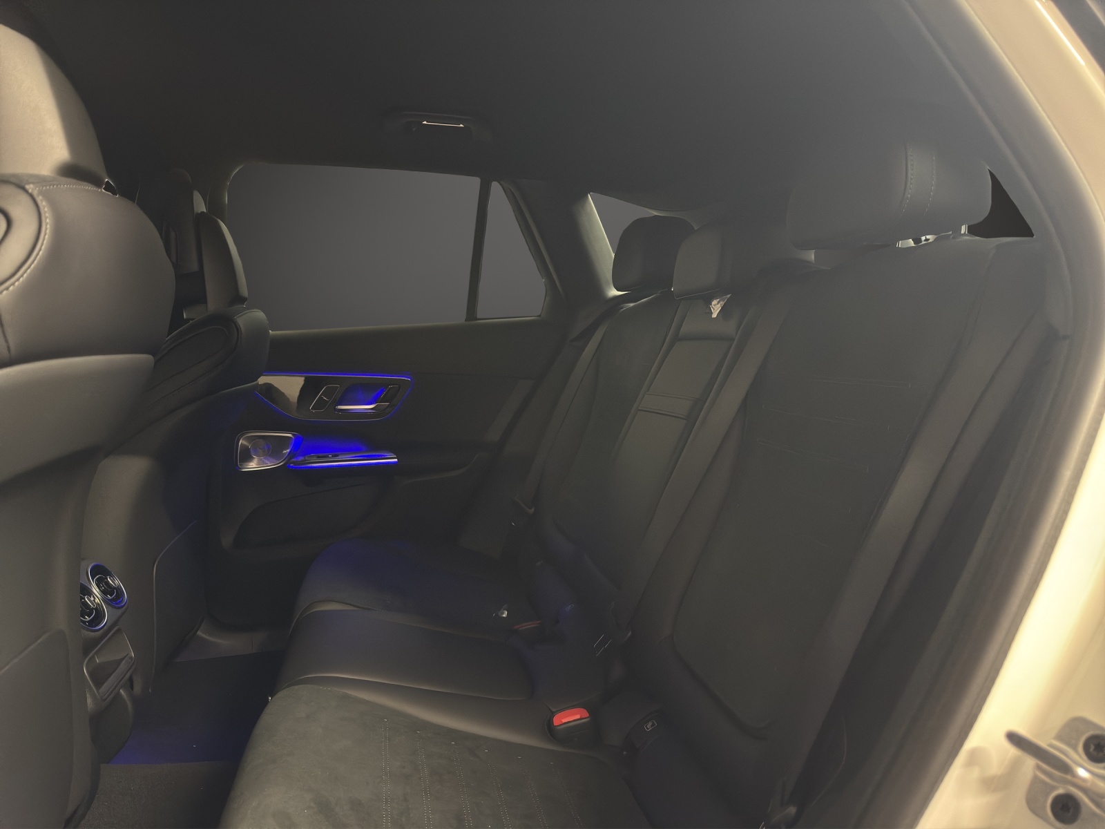 MERCEDES-BENZ GLC 400 e 4M EQ Star-image-11