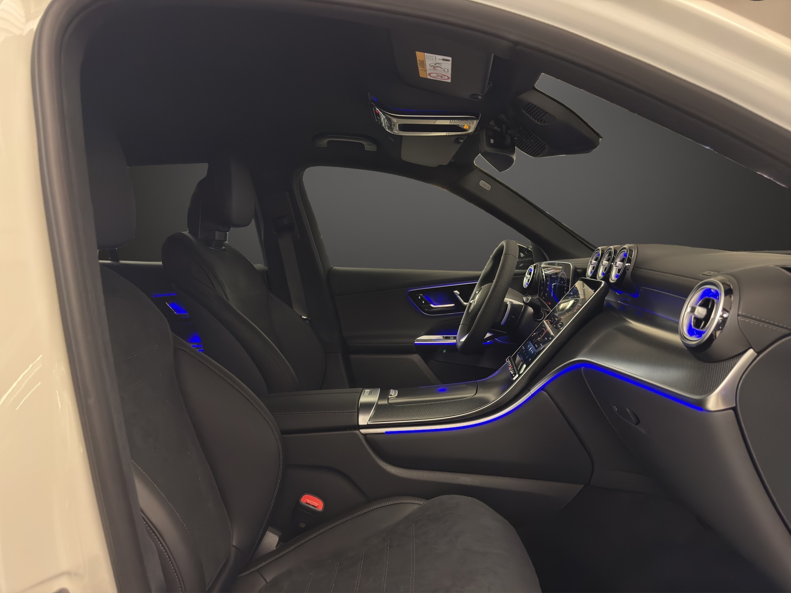 MERCEDES-BENZ GLC 400 e 4M EQ Star-image-10