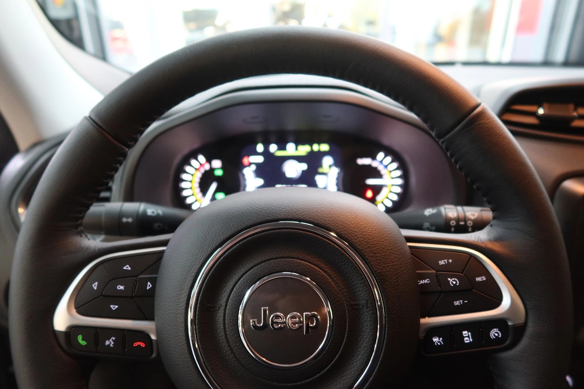 JEEP Renegade 1.3PHEV SLimPAWD-image-12