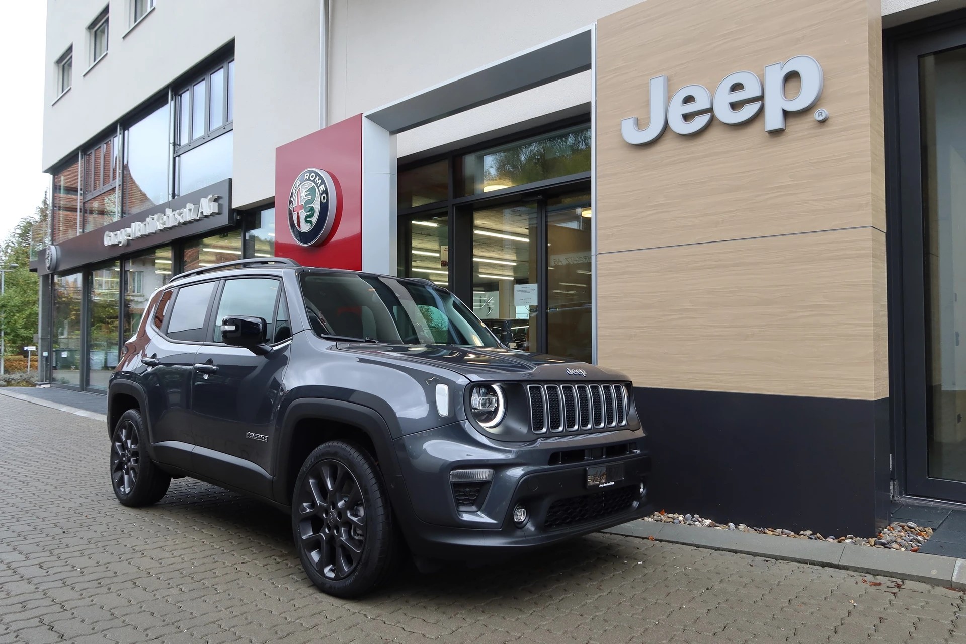 JEEP Renegade 1.3PHEV SLimPAWD-image-4