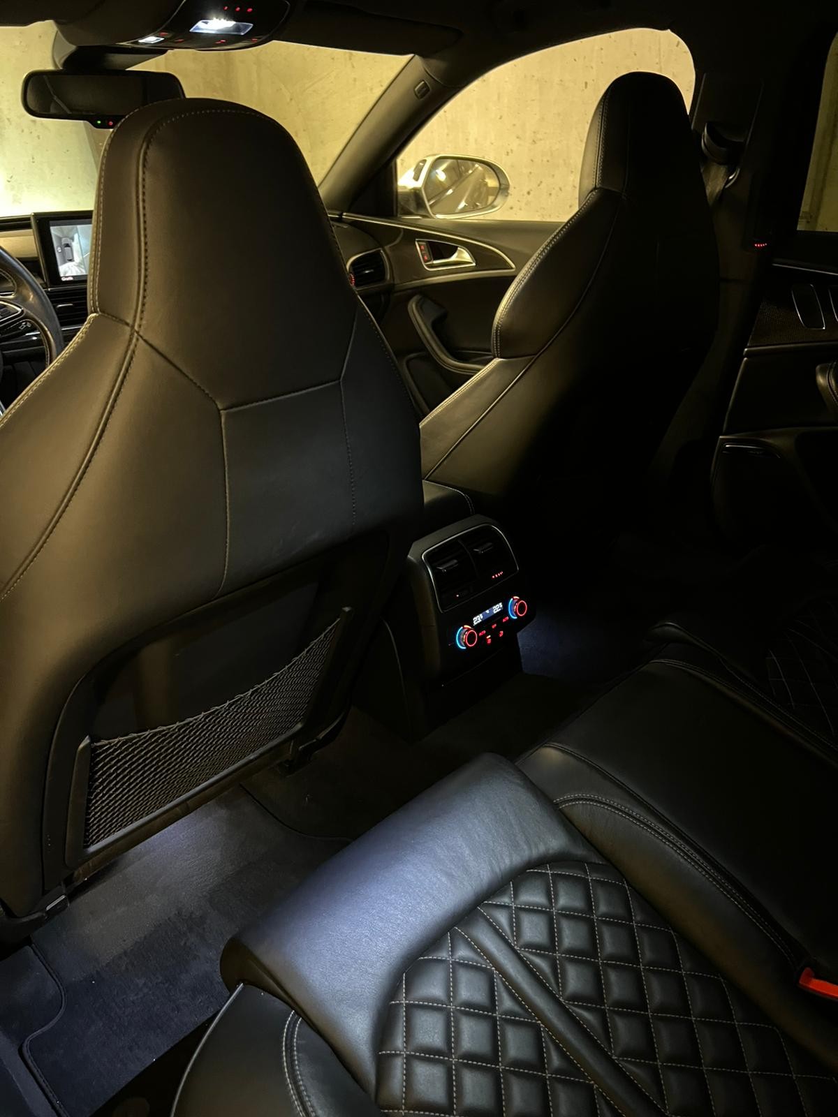 AUDI S6 Avant 4.0 TFSI V8 quattro S-tronic-image-5