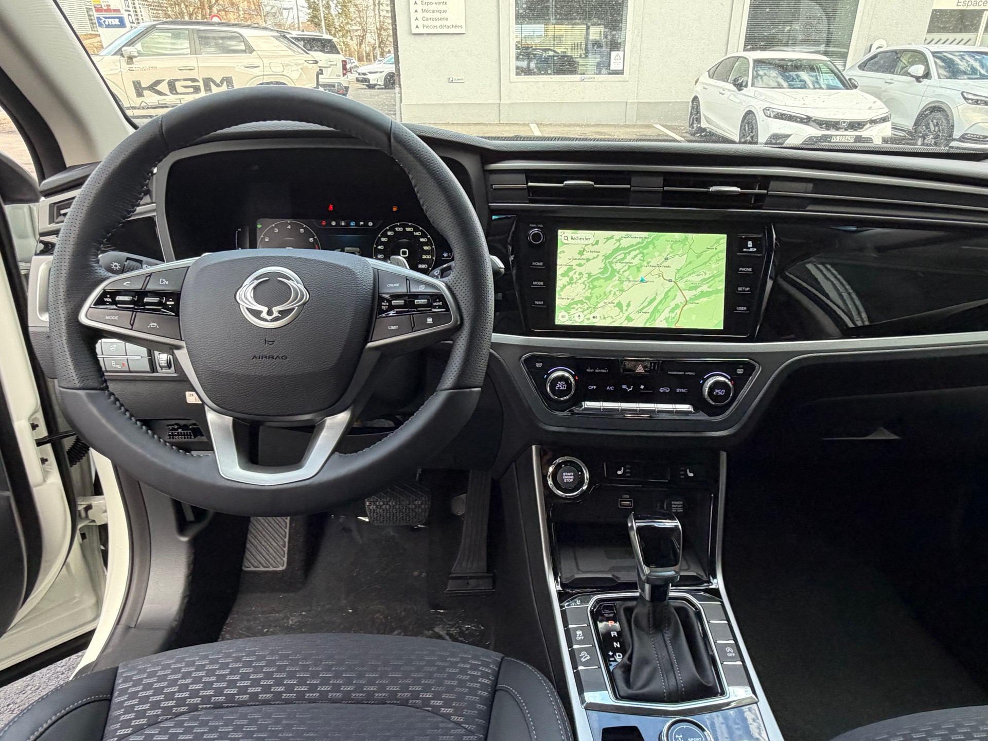 KGM-SsangYong Korando 1.5 T GDI Steel Blackline 4WD Automat-image-1