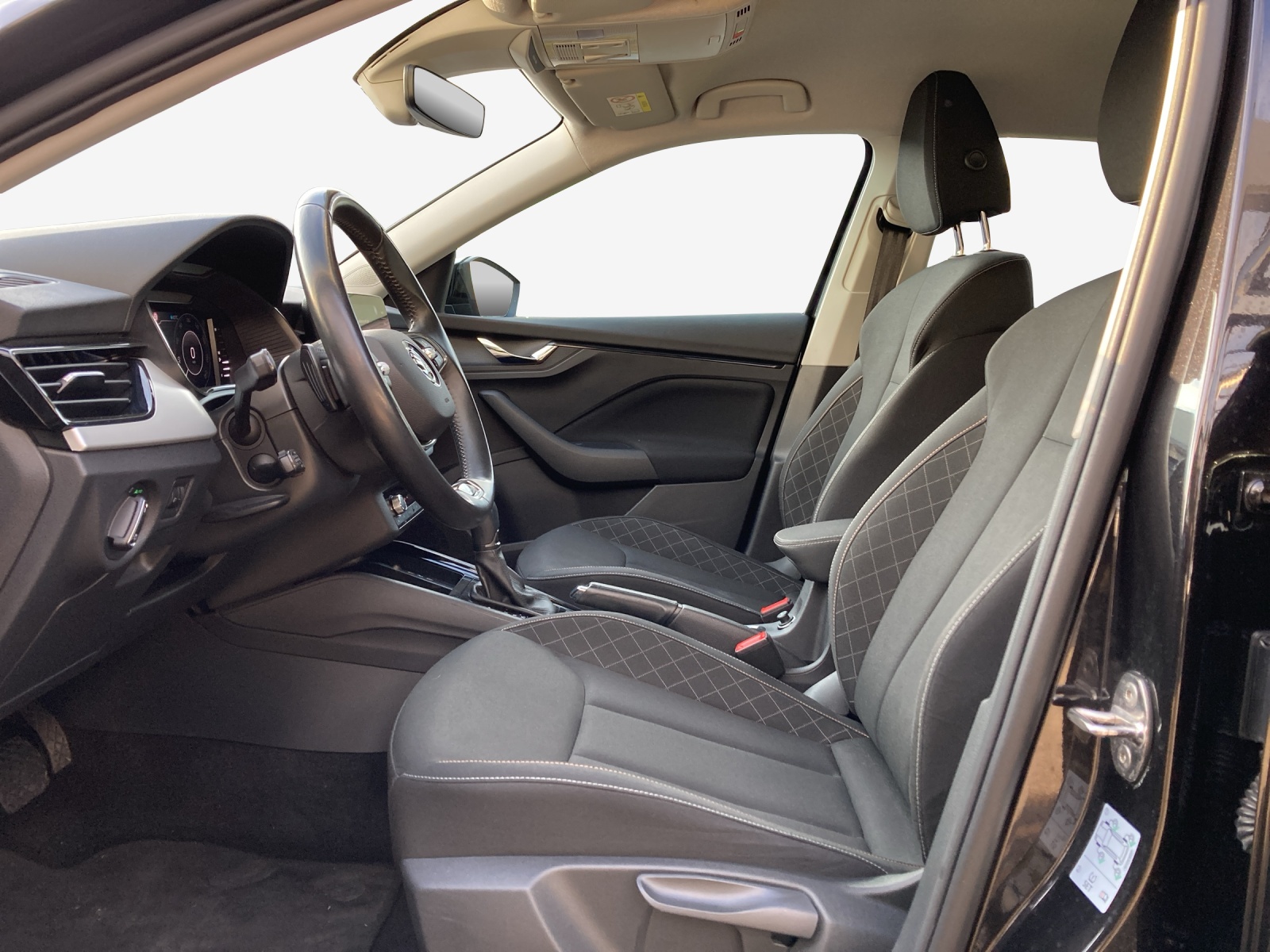 SKODA Scala 1.0 TSI Ambition DSG-image-7