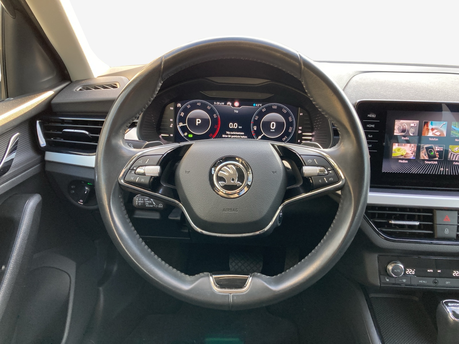 SKODA Scala 1.0 TSI Ambition DSG-image-9