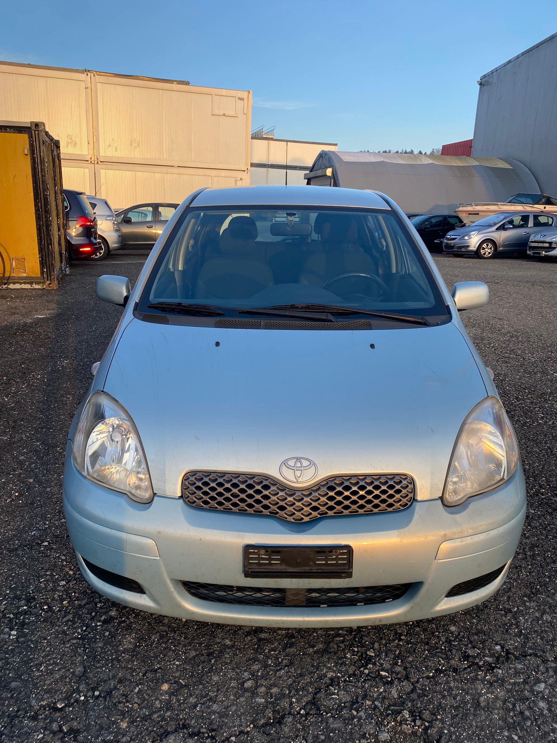 TOYOTA Yaris 1.3 Linea Luna-image-0