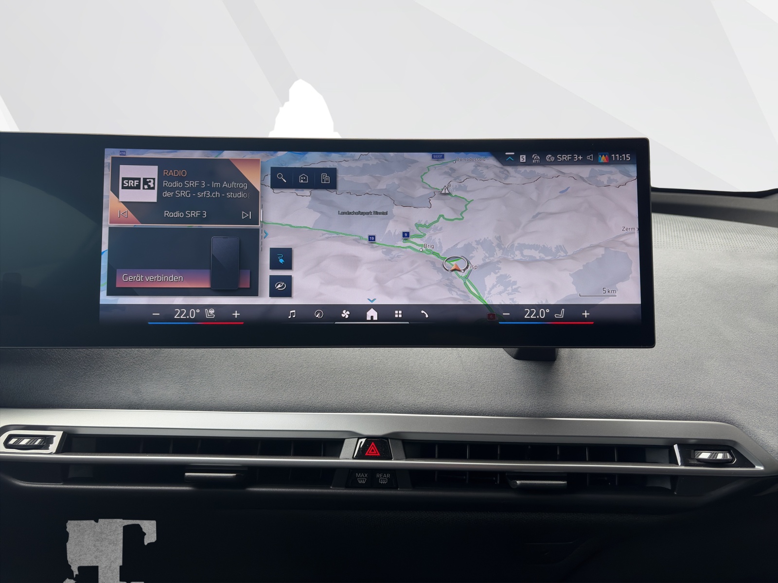 BMW iX xDrive45-image-13